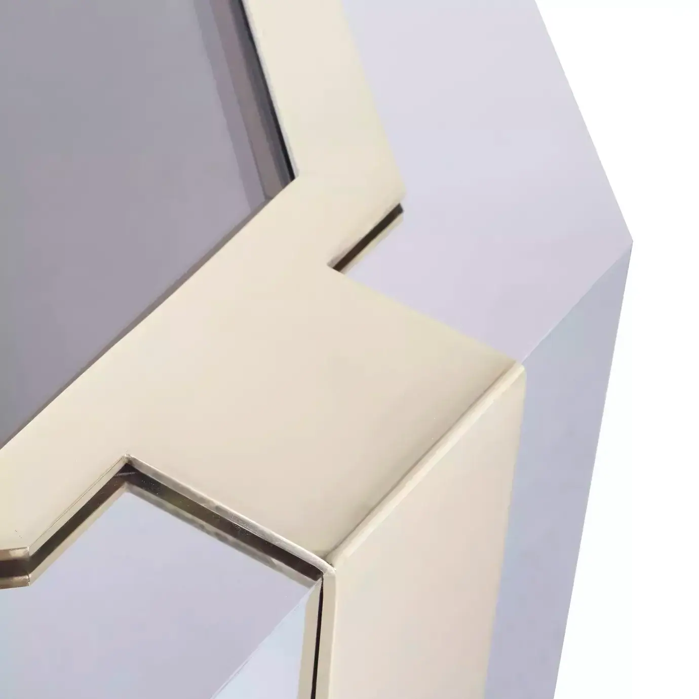Siris salontafel