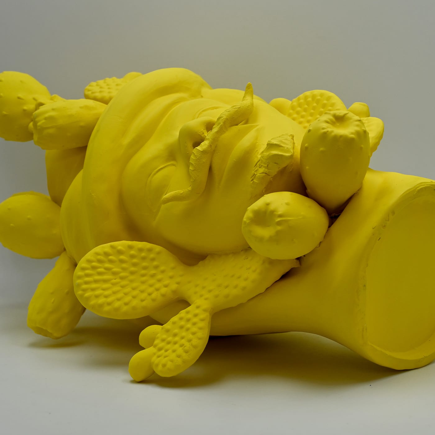 Moorkop gele unieke sculptuur