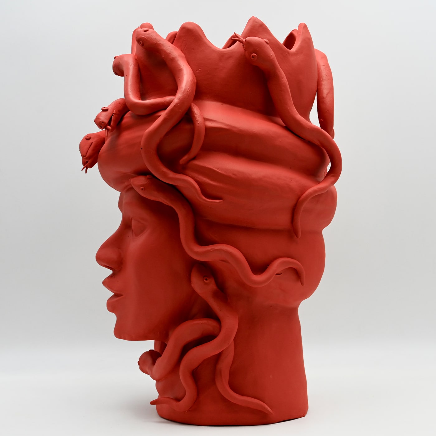Moorkop rode sculptuur