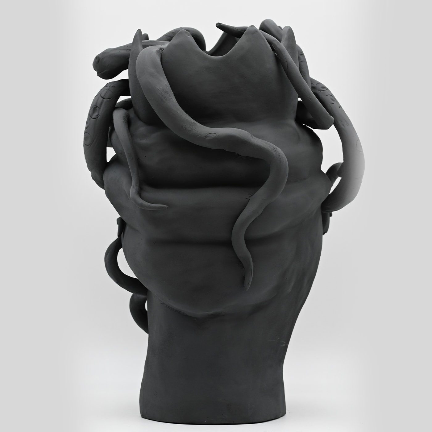 Sculpture artisanale gris foncé Moorkop