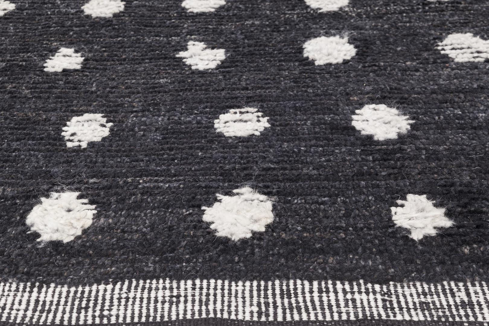 Dots handgeknoopt zwart wit vloerkleed