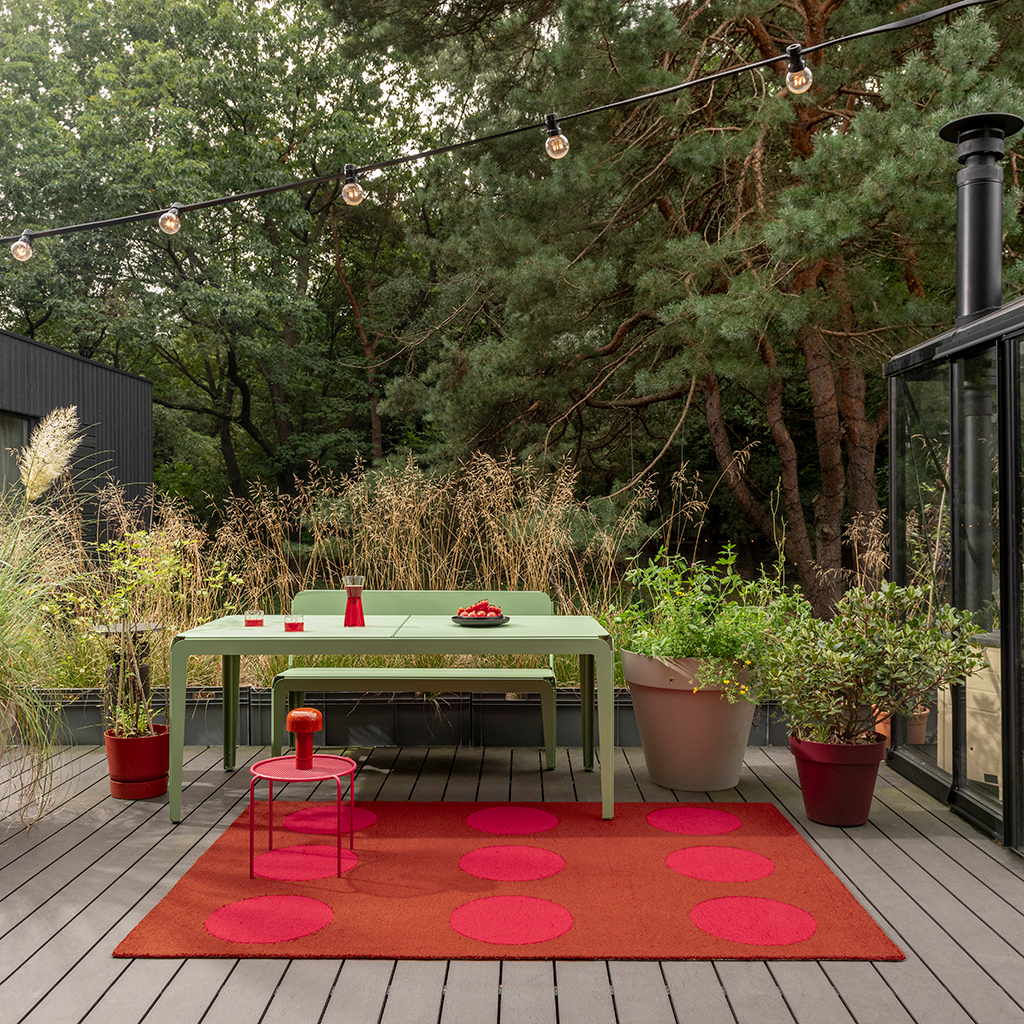 Tapis d’extérieur Festival Dots rouge | Taille: 250 × 350 cm