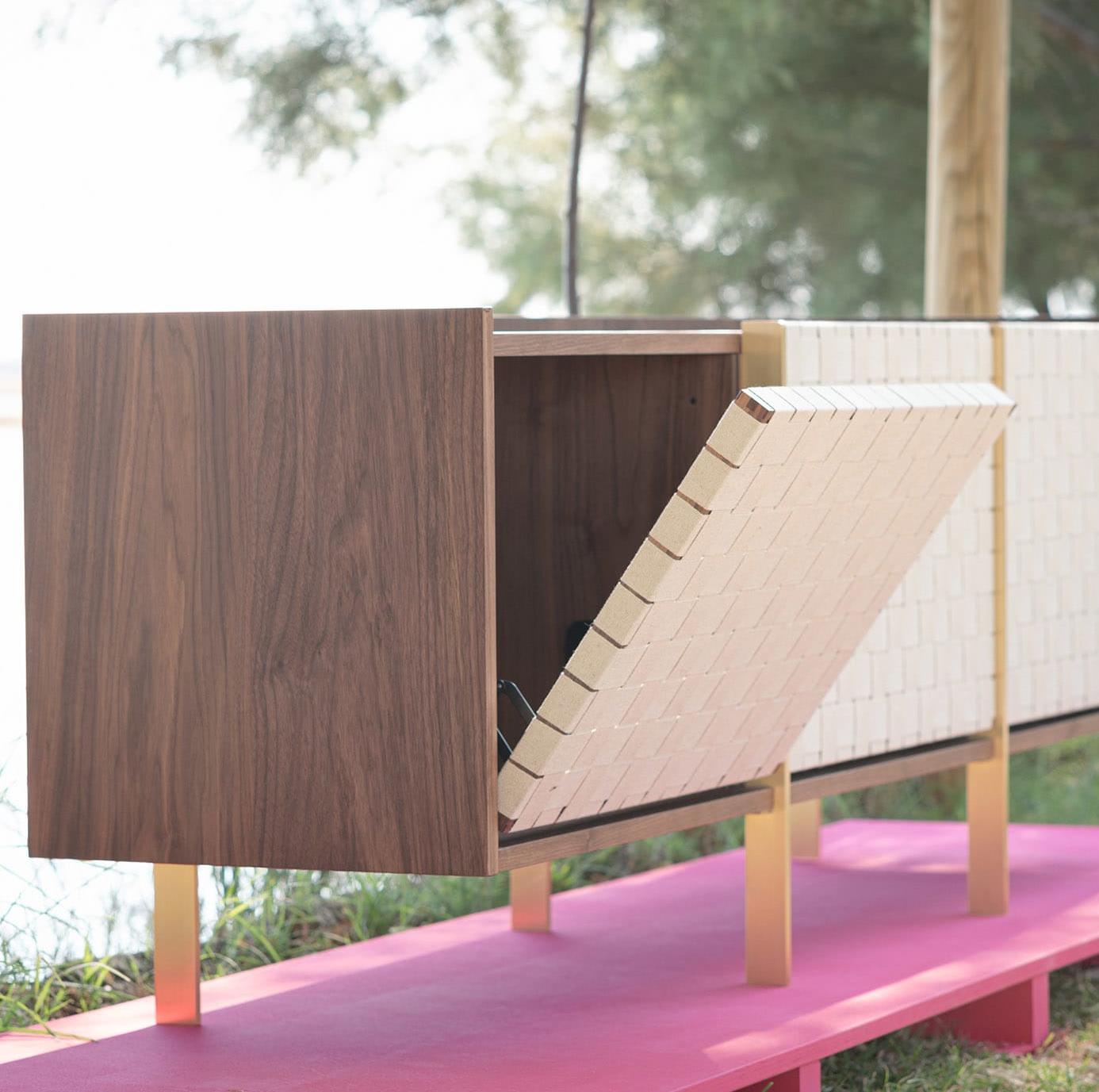 Canaletto walnoten dressoir