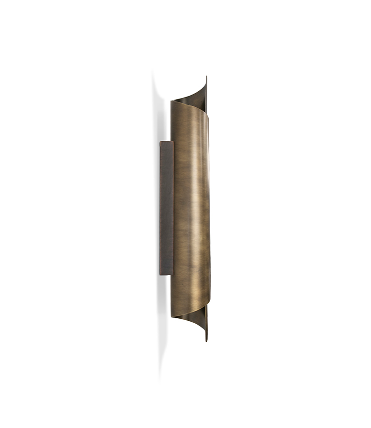 Verouderd messing wandlamp