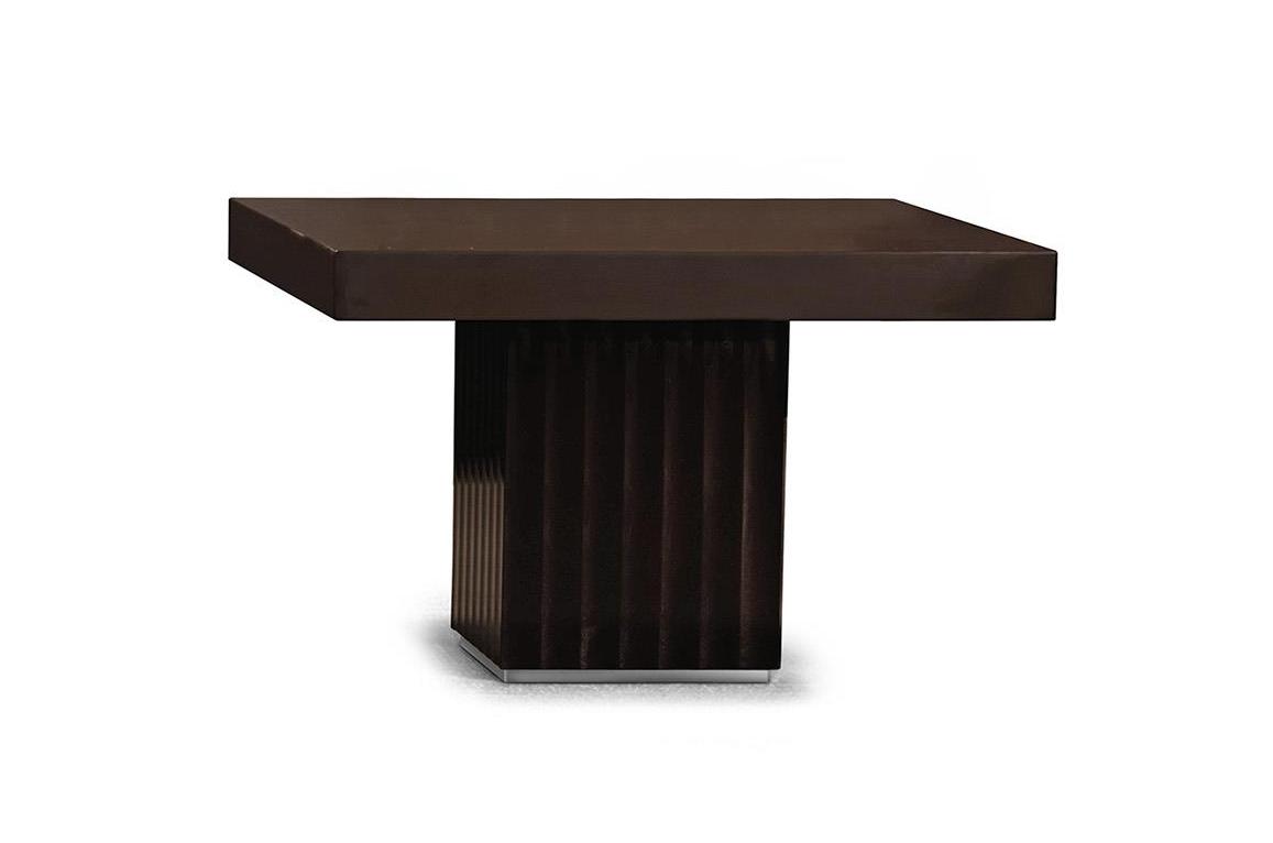 Fijnhouten salontafel met metalen poten