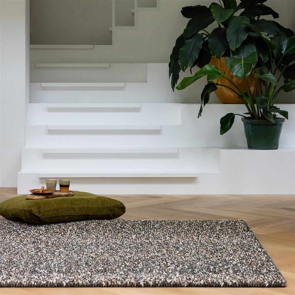 Tapis Pop-Art gris en feutre à poils longs | Taille: 140 × 200 cm