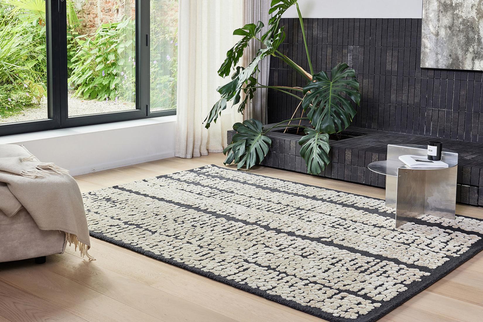 Pad linen zwart vloerkleed