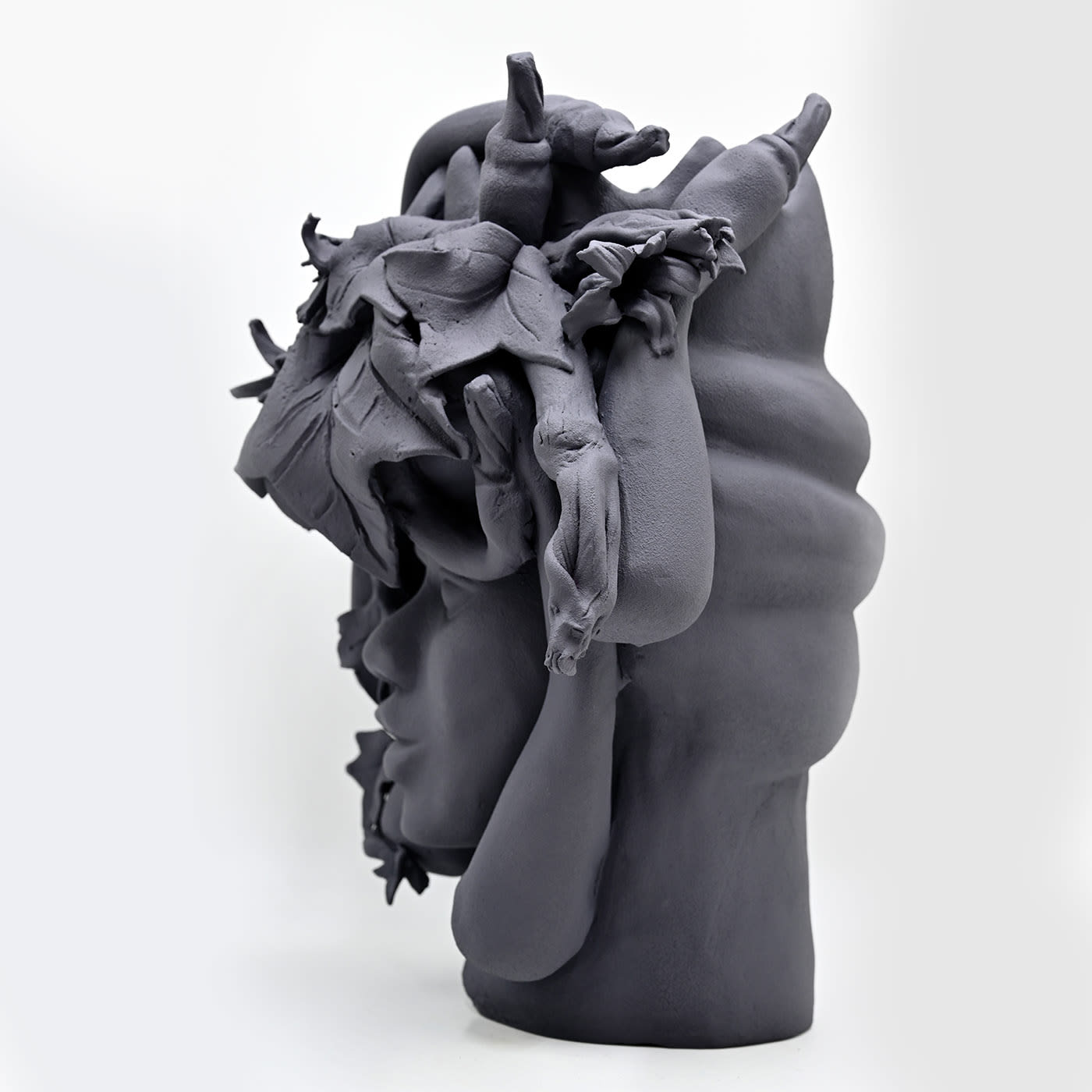 Moorkop grijze sculptuur