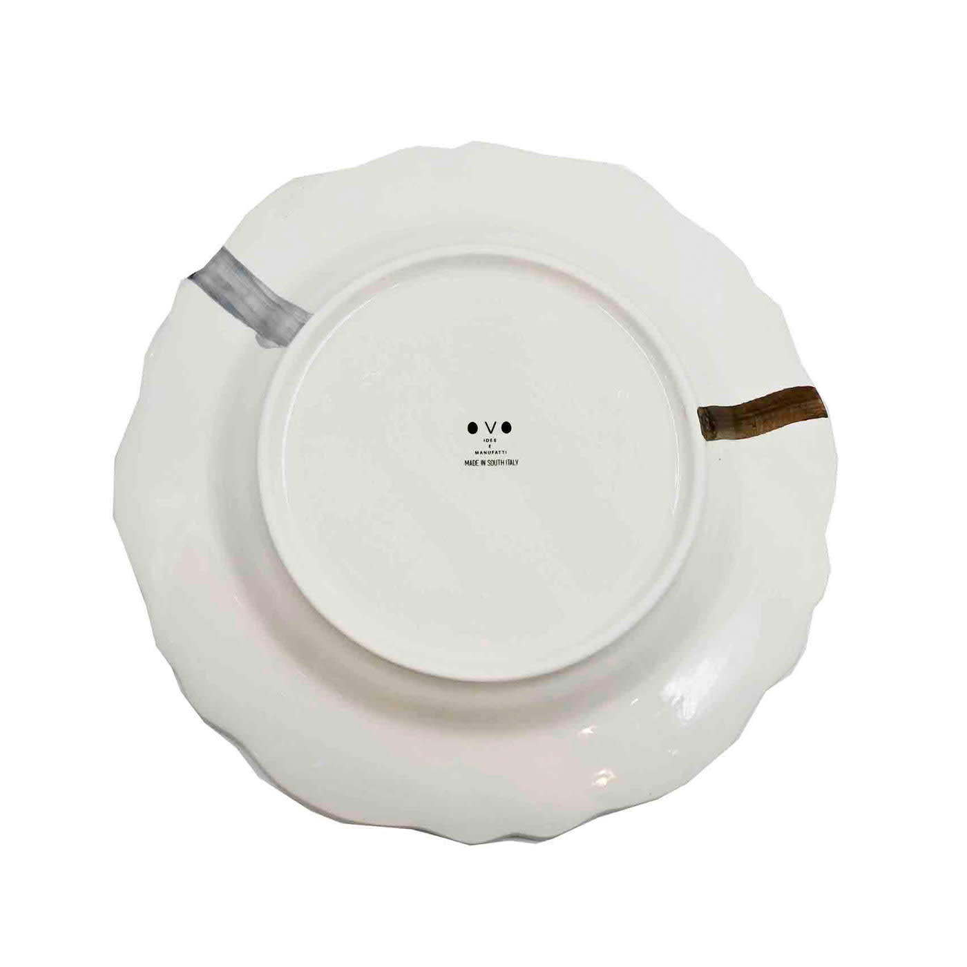 Assiette en céramique artisanale