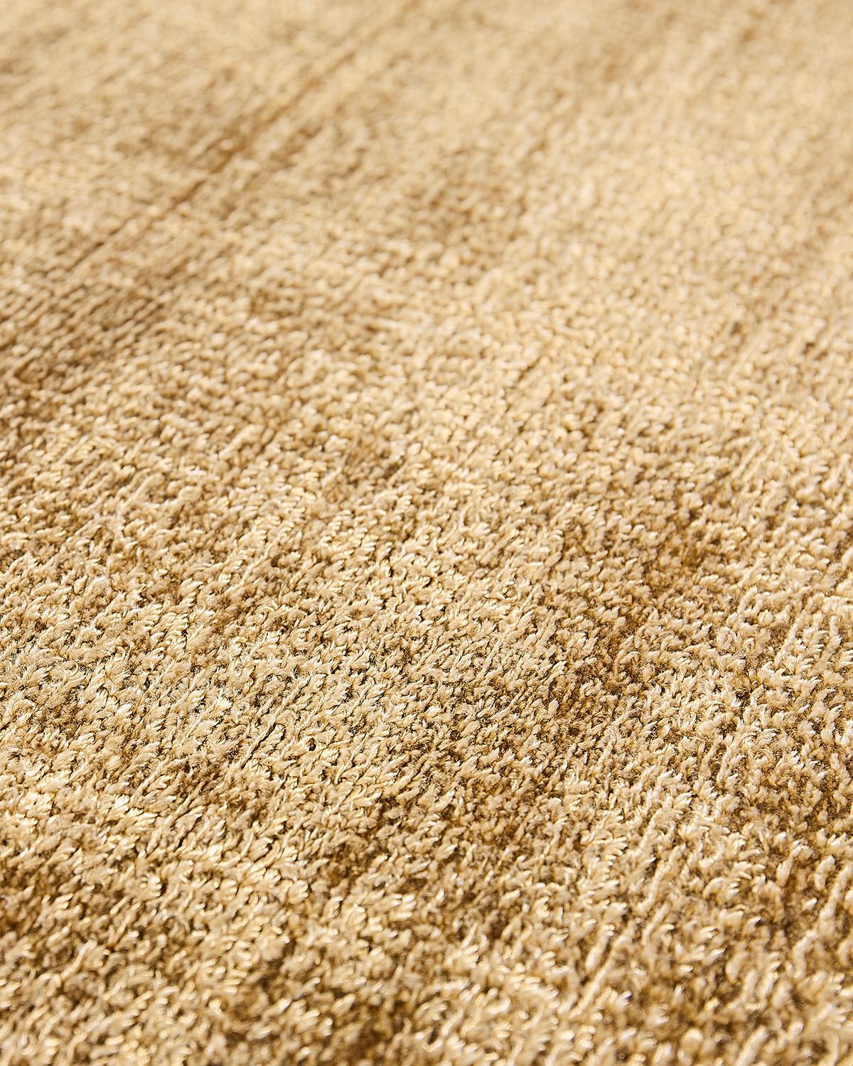Goud bananenzijde tapijt | Maat: 200 × 300 cm