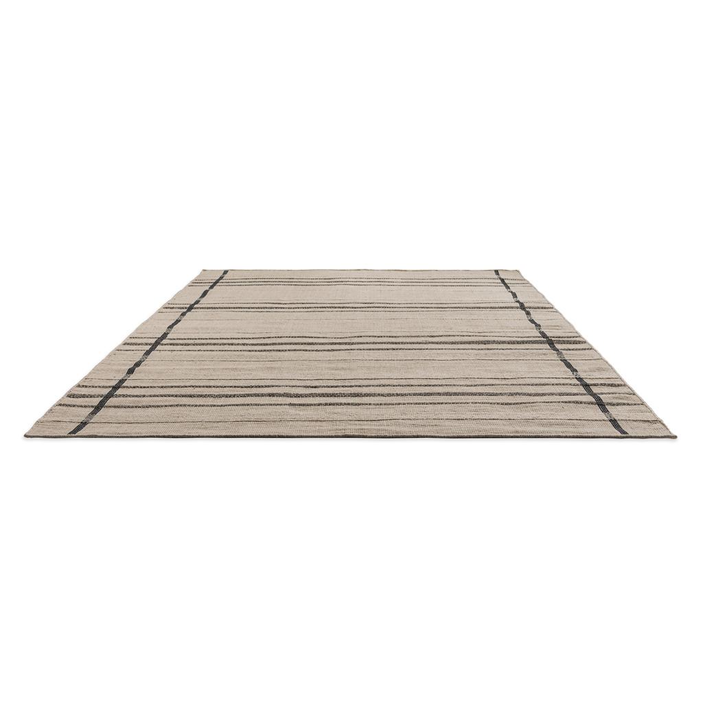 Zona houtskool lijn outdoor vloerkleed | Maat: 140 × 200 cm