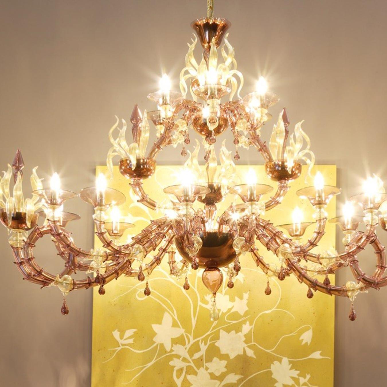 Lustre classique en verre de Murano violet