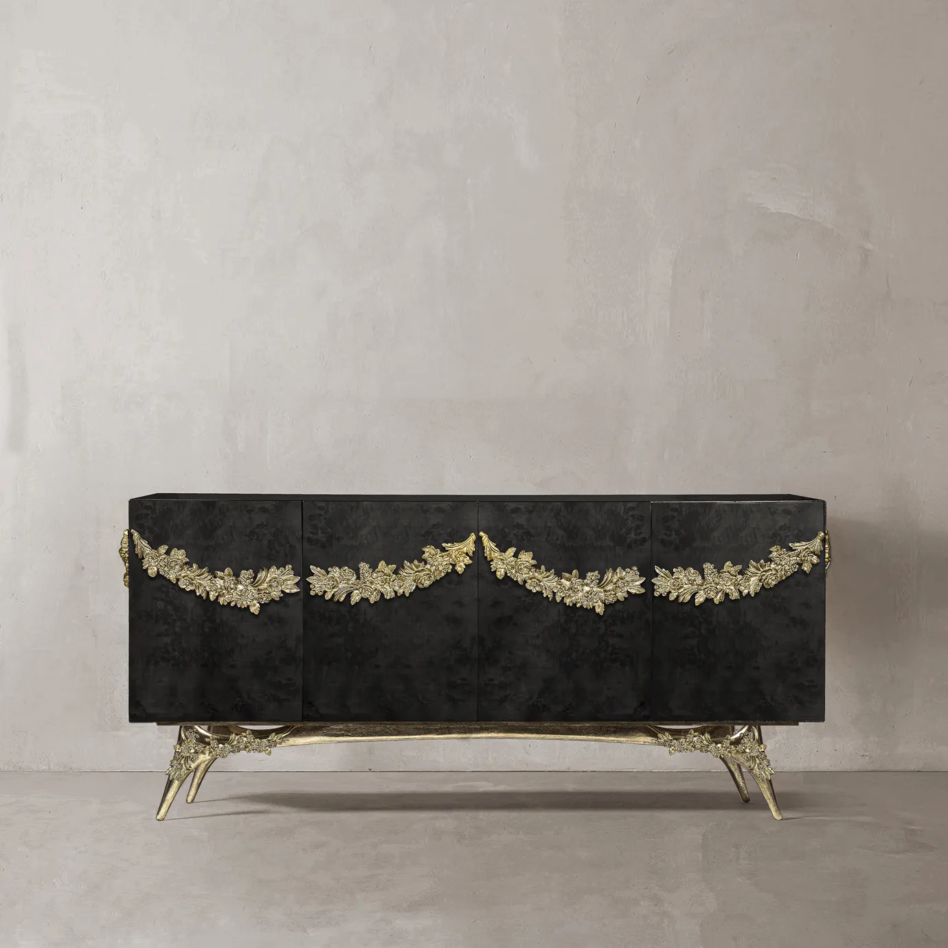 Majestica zwarte populierwortel fineer dressoir