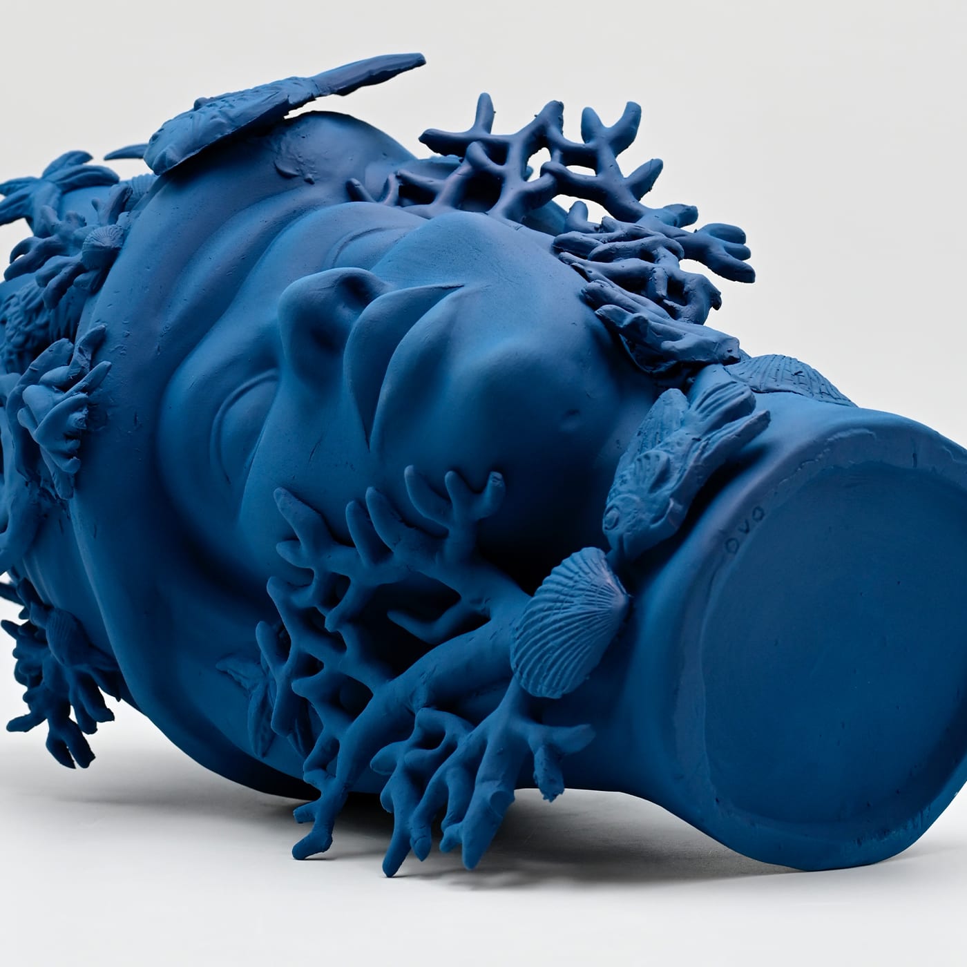 Sculpture artisanale bleu roi Moorkop