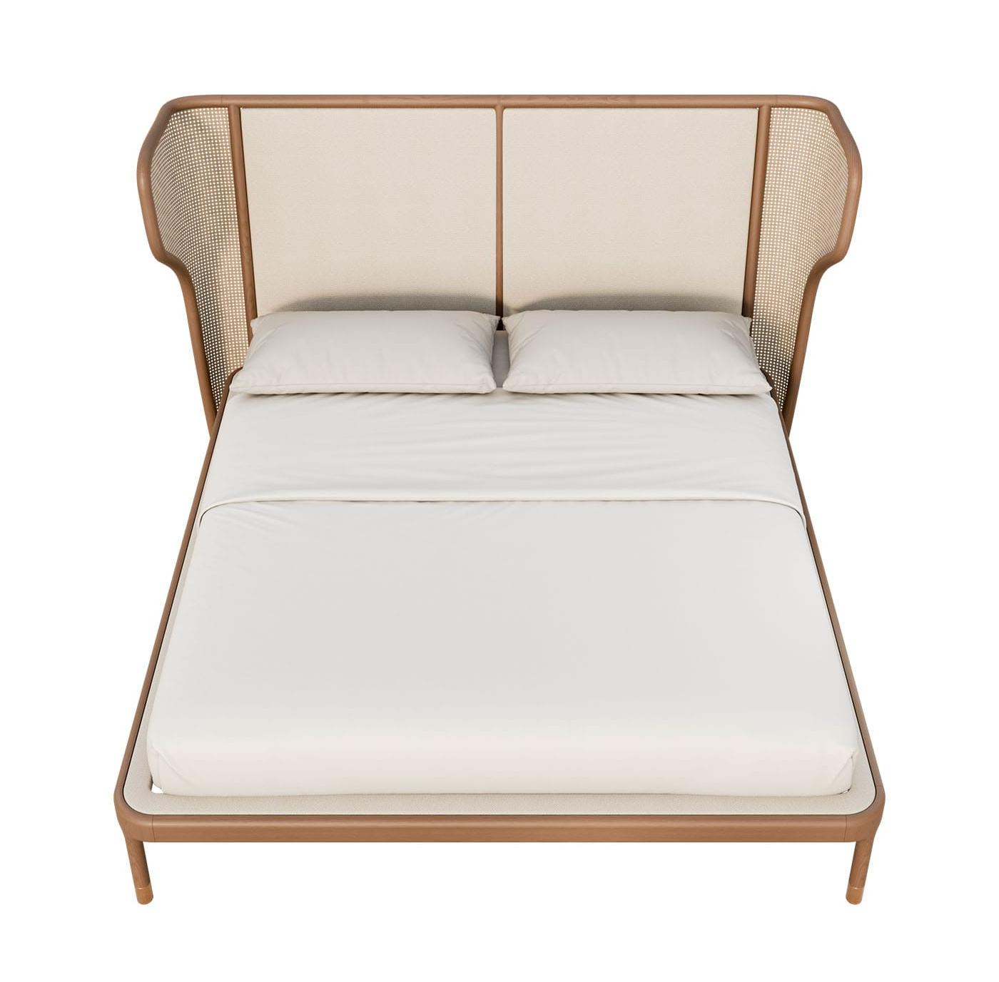 Joyce bed van essenhout