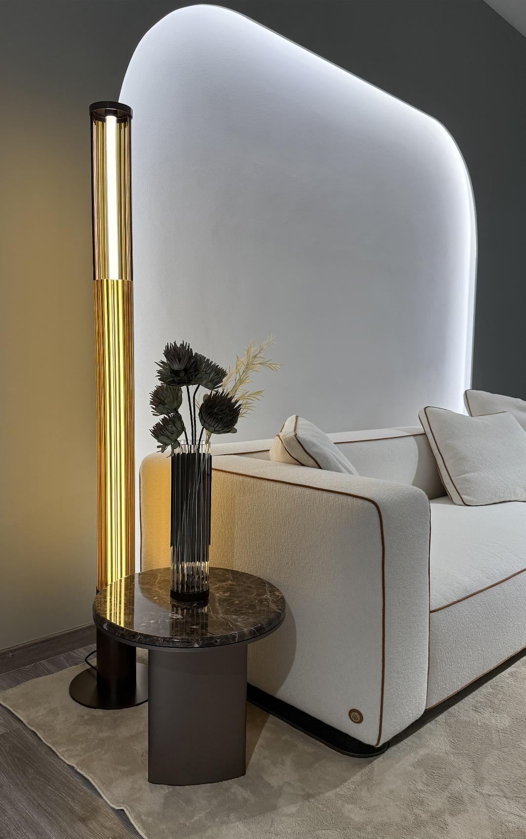 Lampadaire slim Bon Ton
