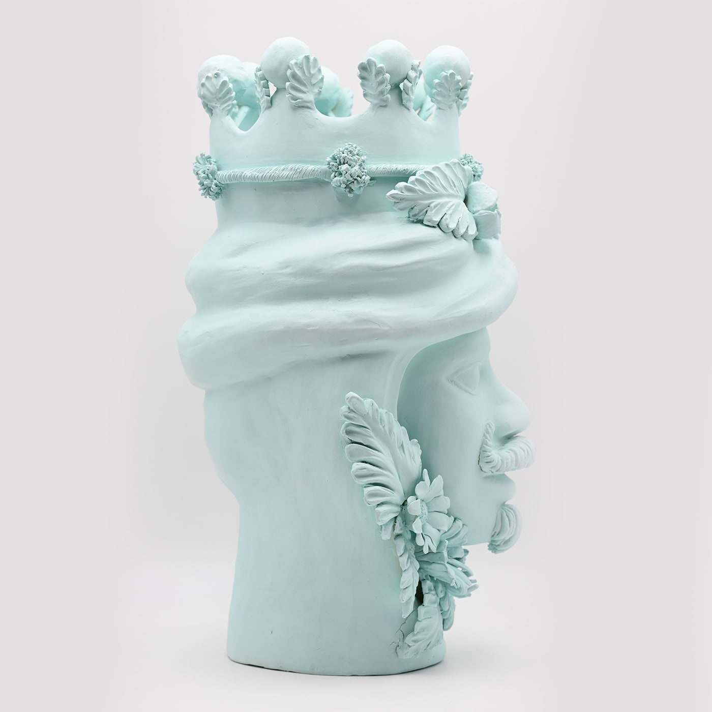 Moorkop hemelblauwe sculptuur