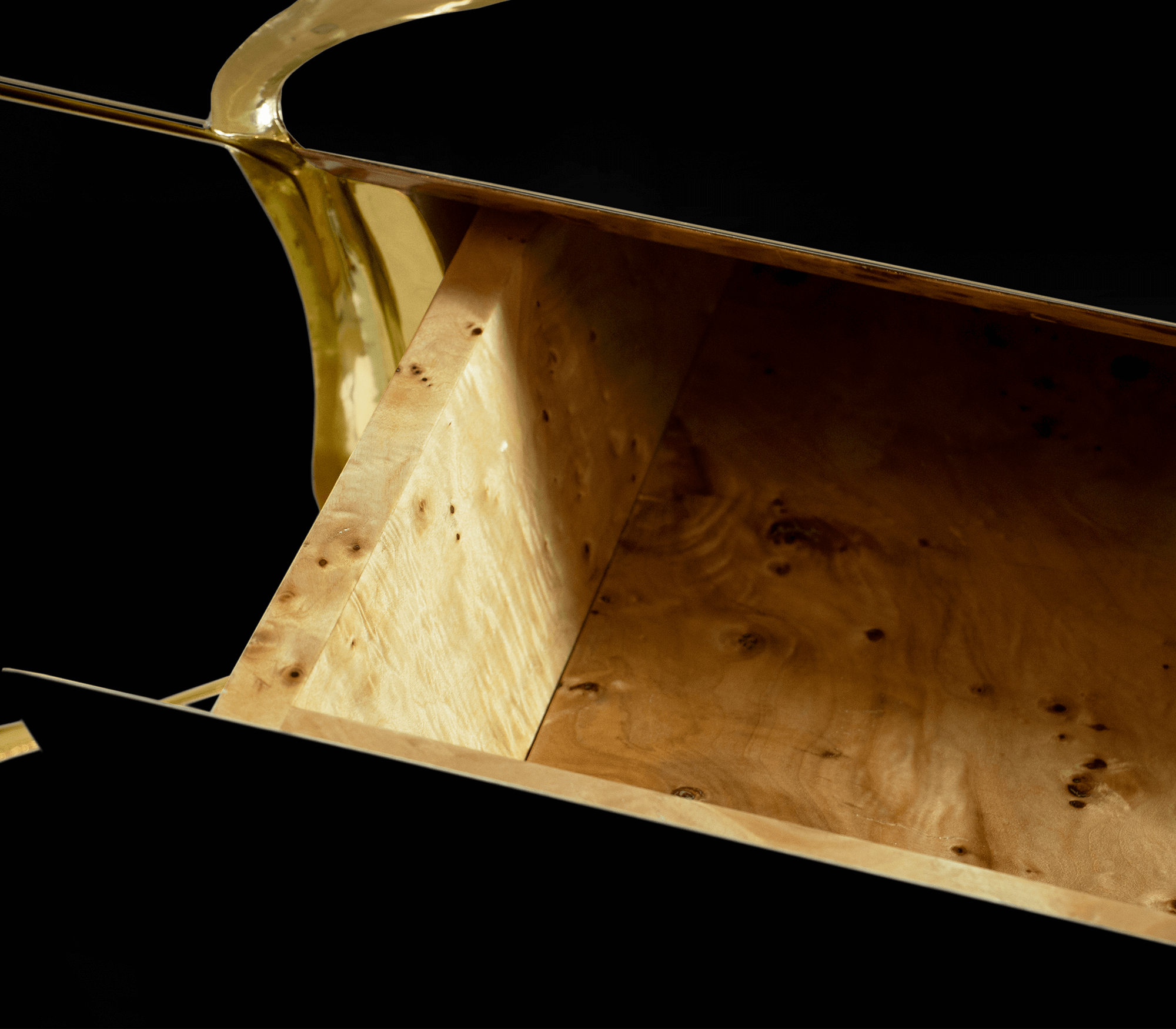 Zwart en gouden elite dressoir