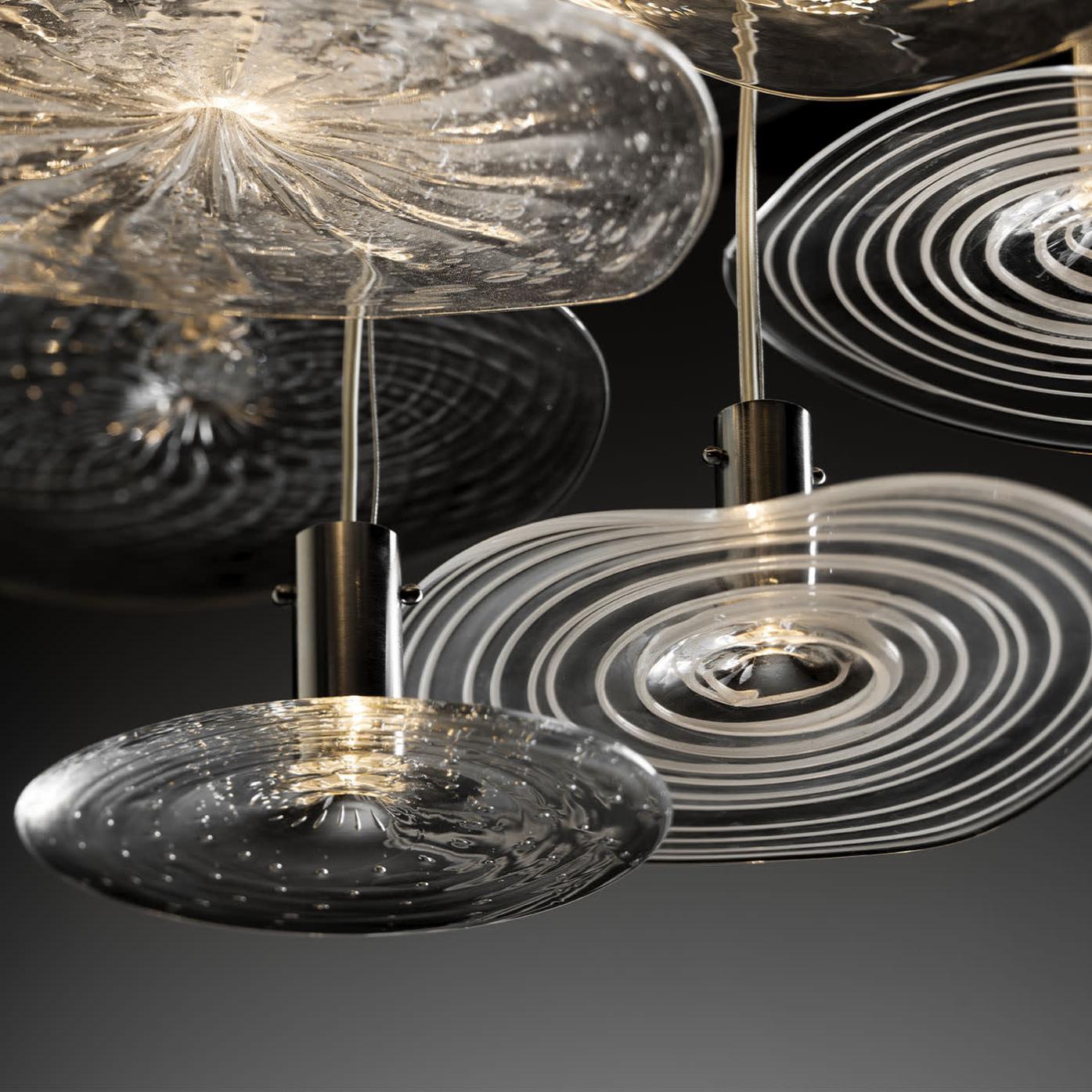 Ronde chroom kroonluchter met Murano glas