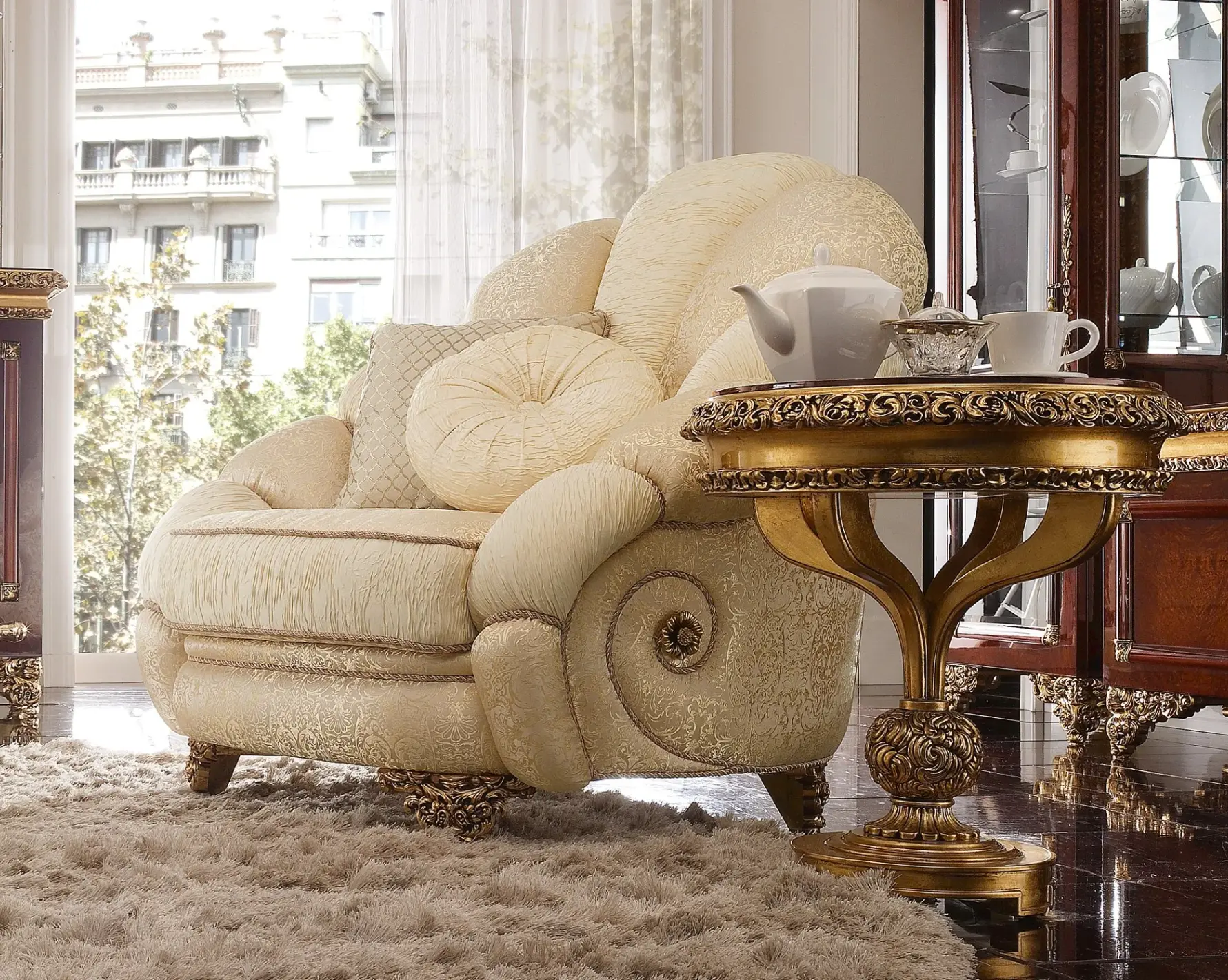 Royal Italiaanse stoffen fauteuil