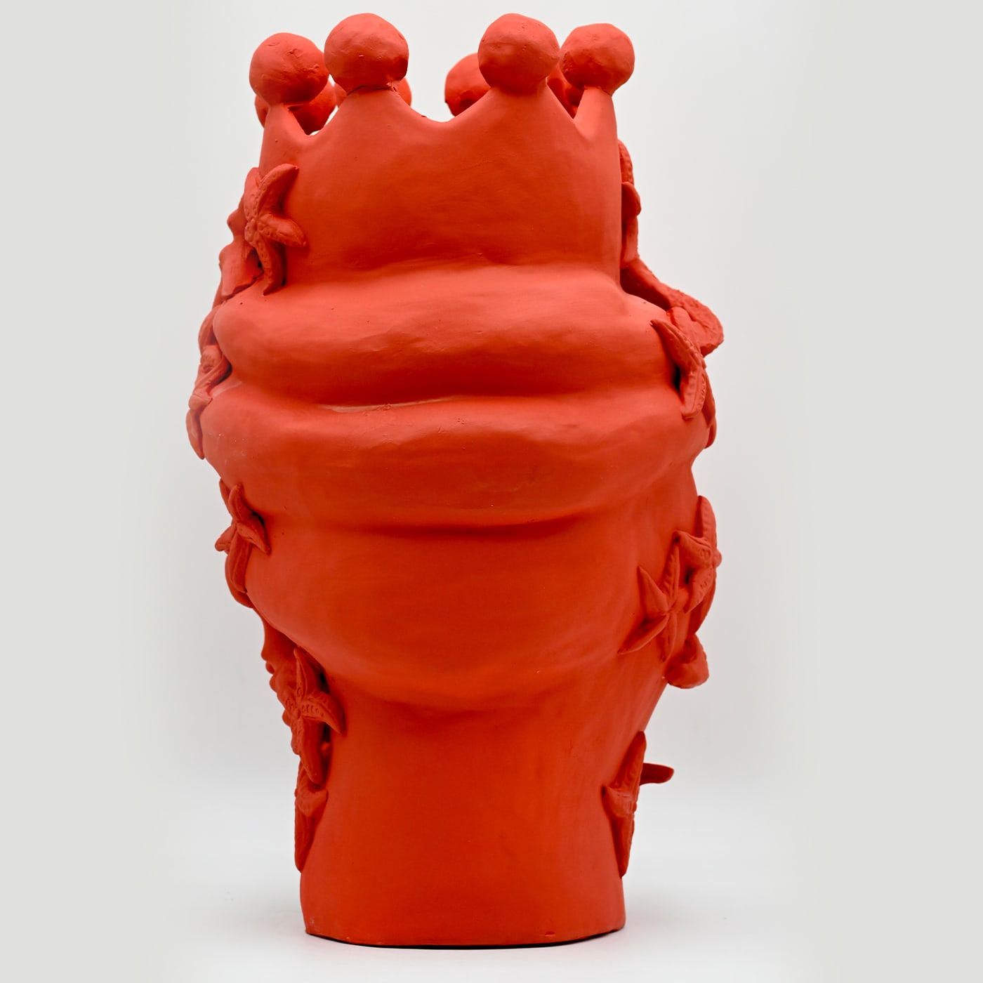 Moorkop rode handgemaakte sculptuur