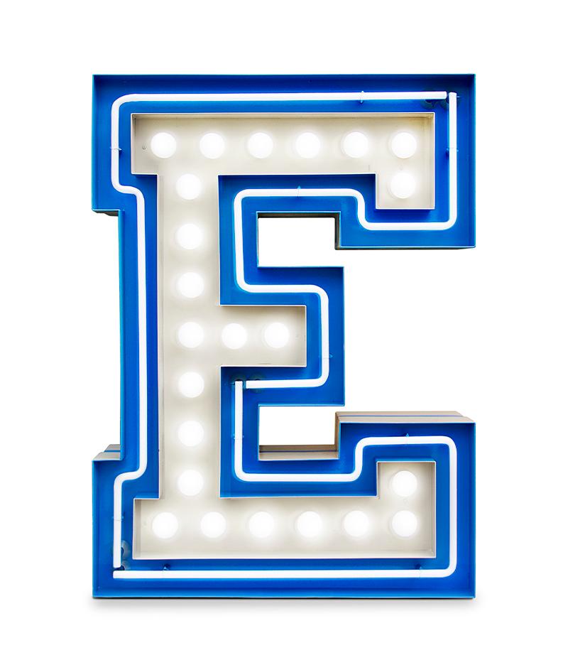 Lettre E lumineuse Enchanting