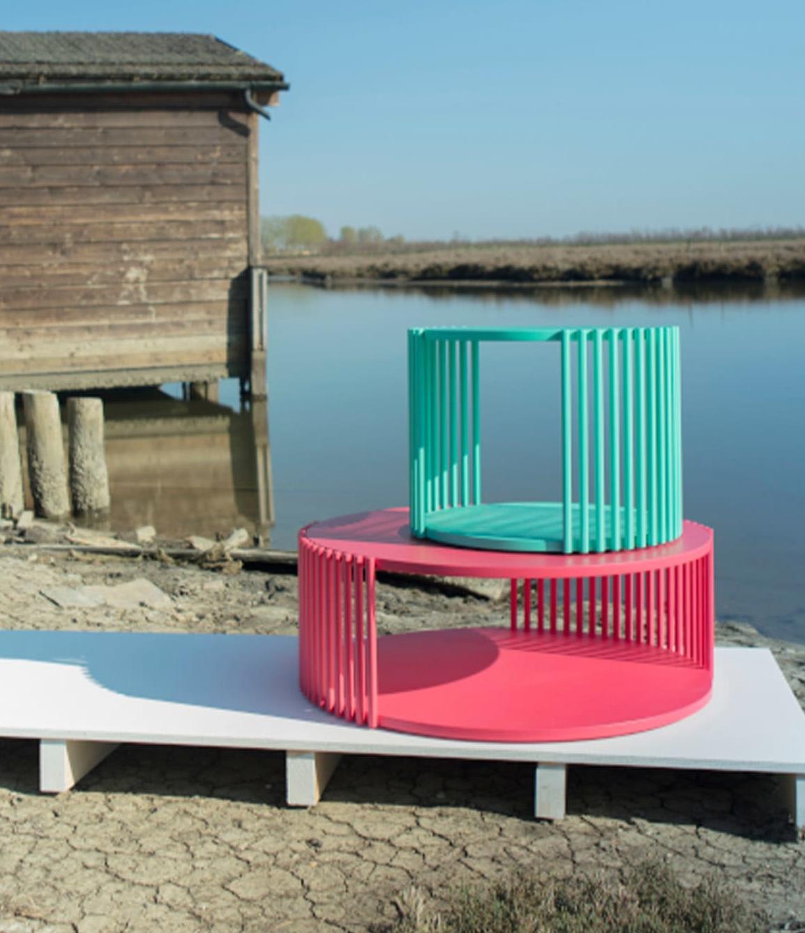 Table basse verte basse