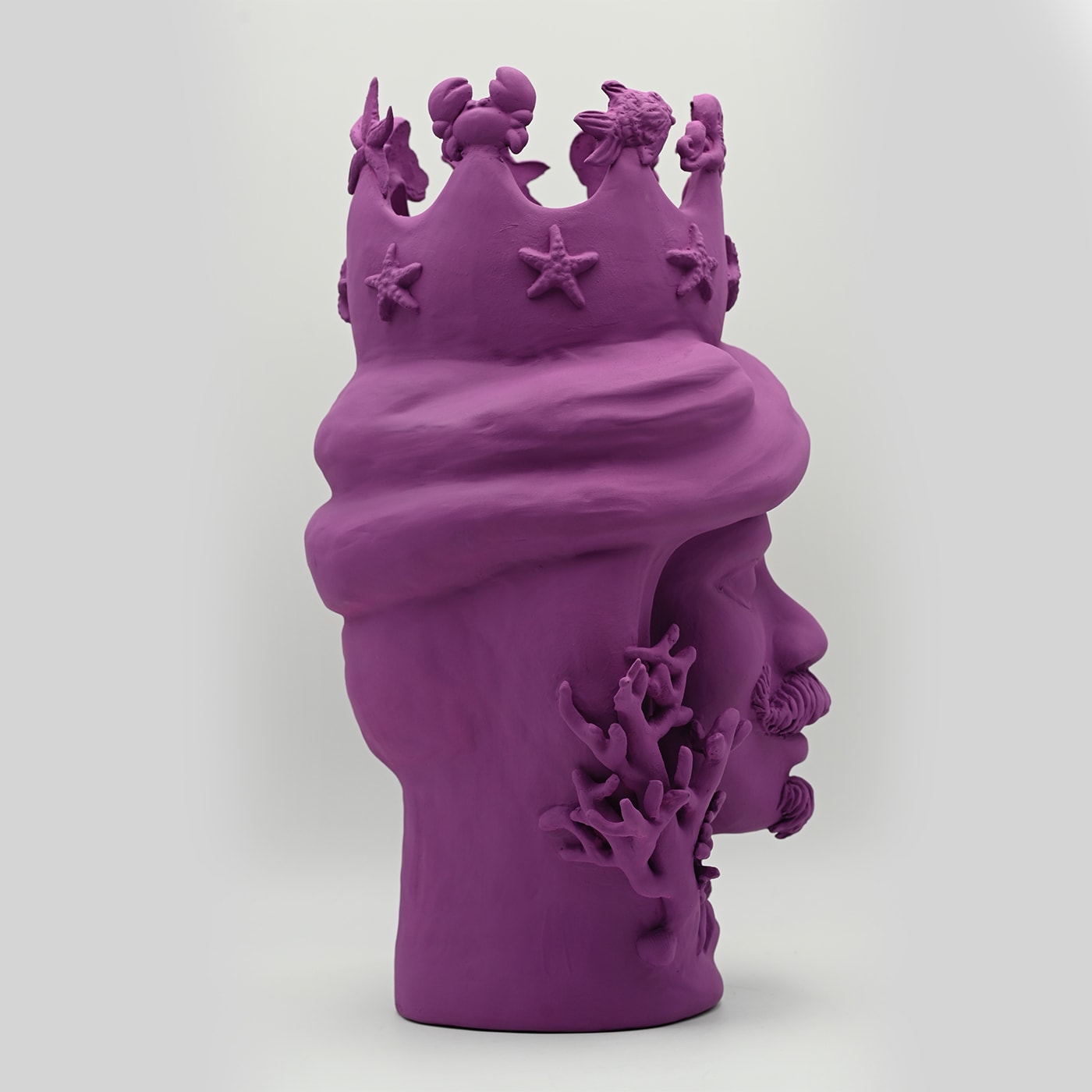 Sculpture violette Moorkop