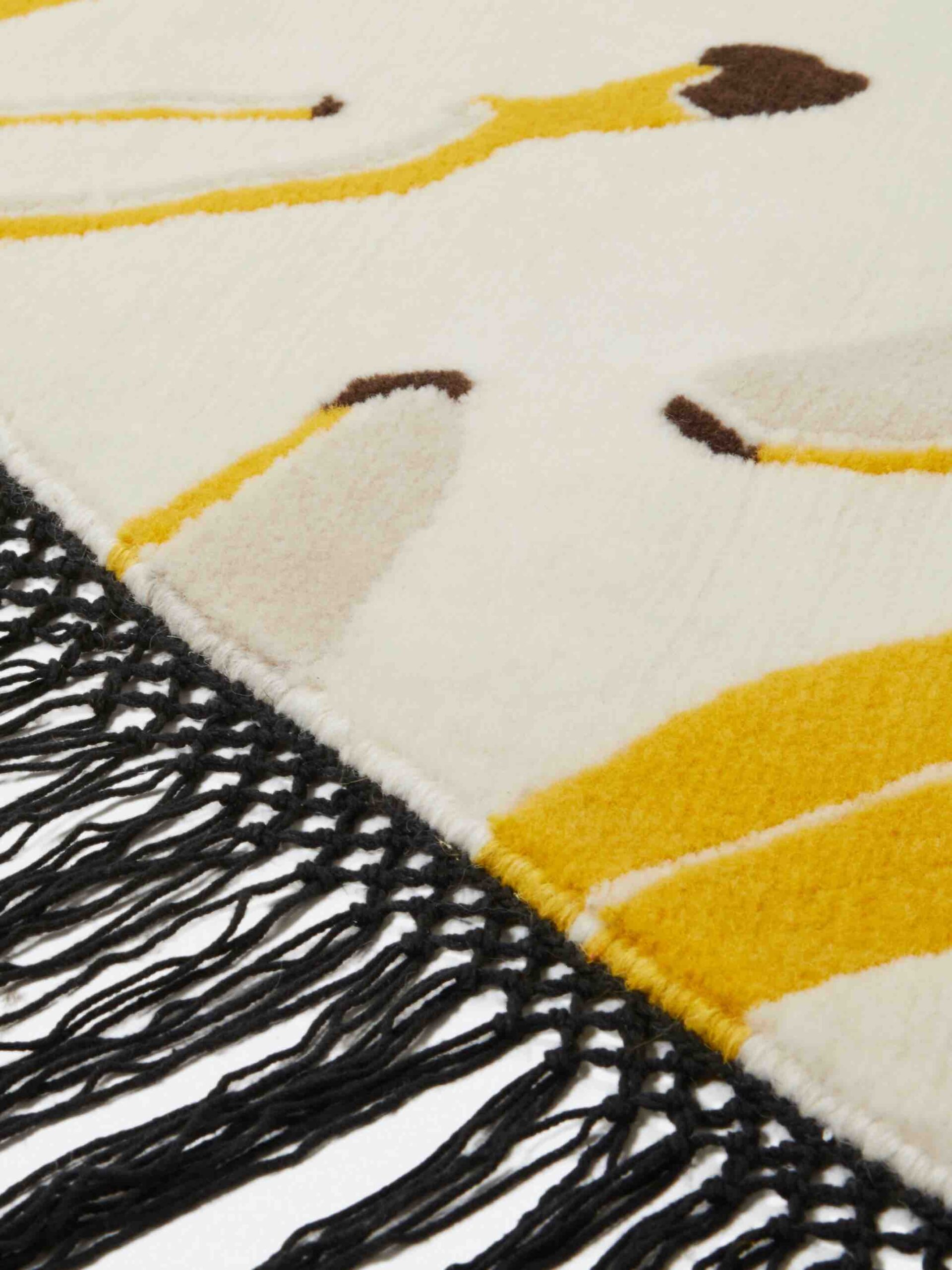 The Stranger Within designer handgeweven vloerkleed