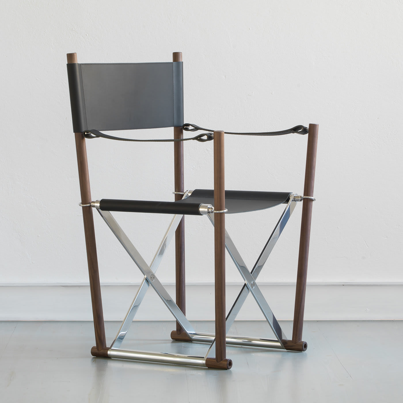 Chaise Regista en cuir | Assise: Leer | Piètement / Base: Iroko Wood