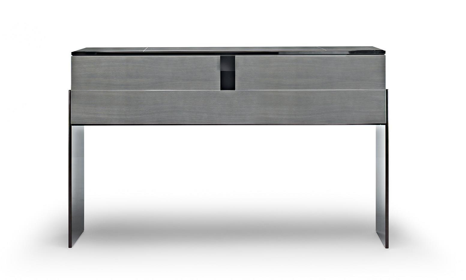 Console noir et gris