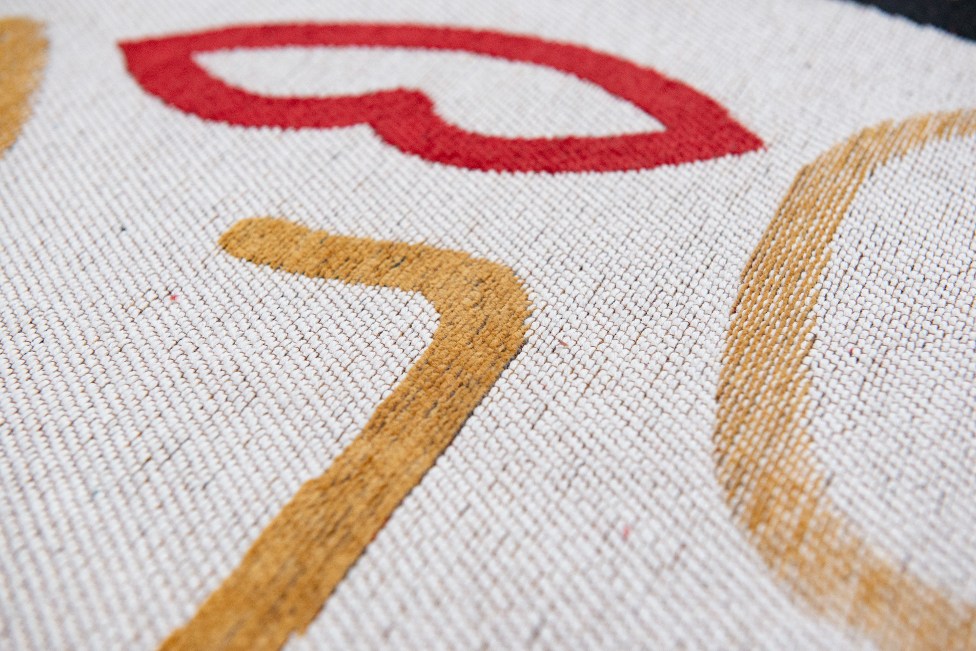 Dry Beige rond tapijt | Maat: 200 × 280 cm