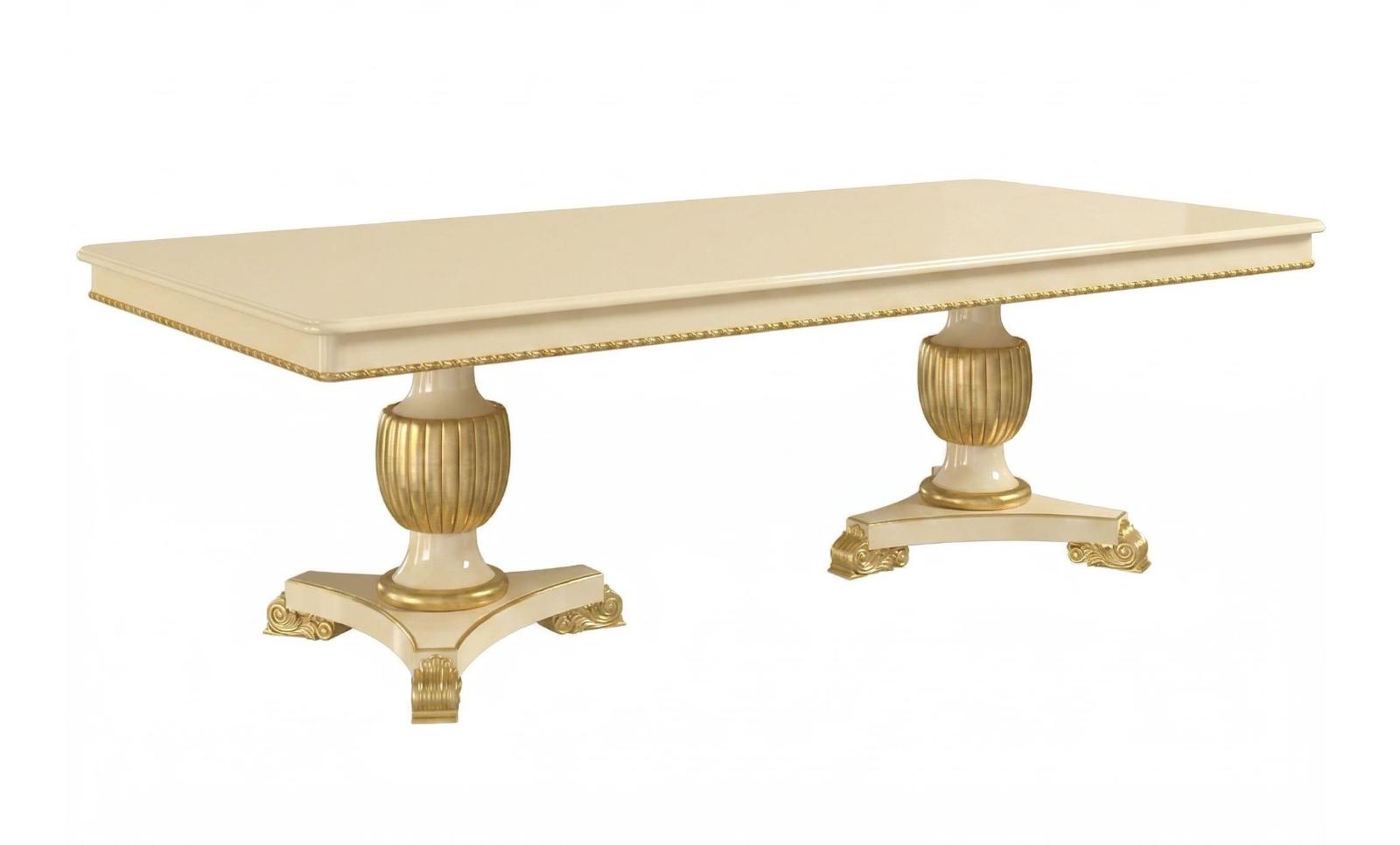 Handgemaakte eettafel
