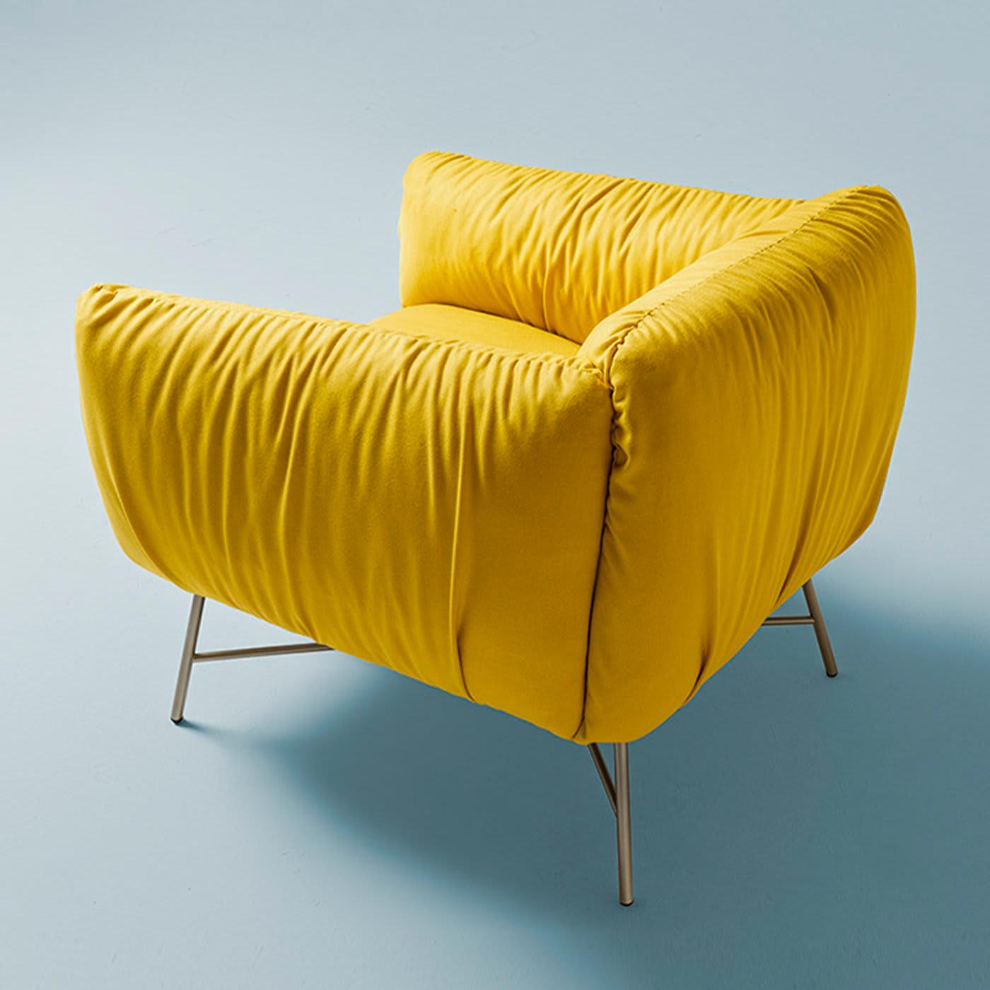Jolie gele fauteuil