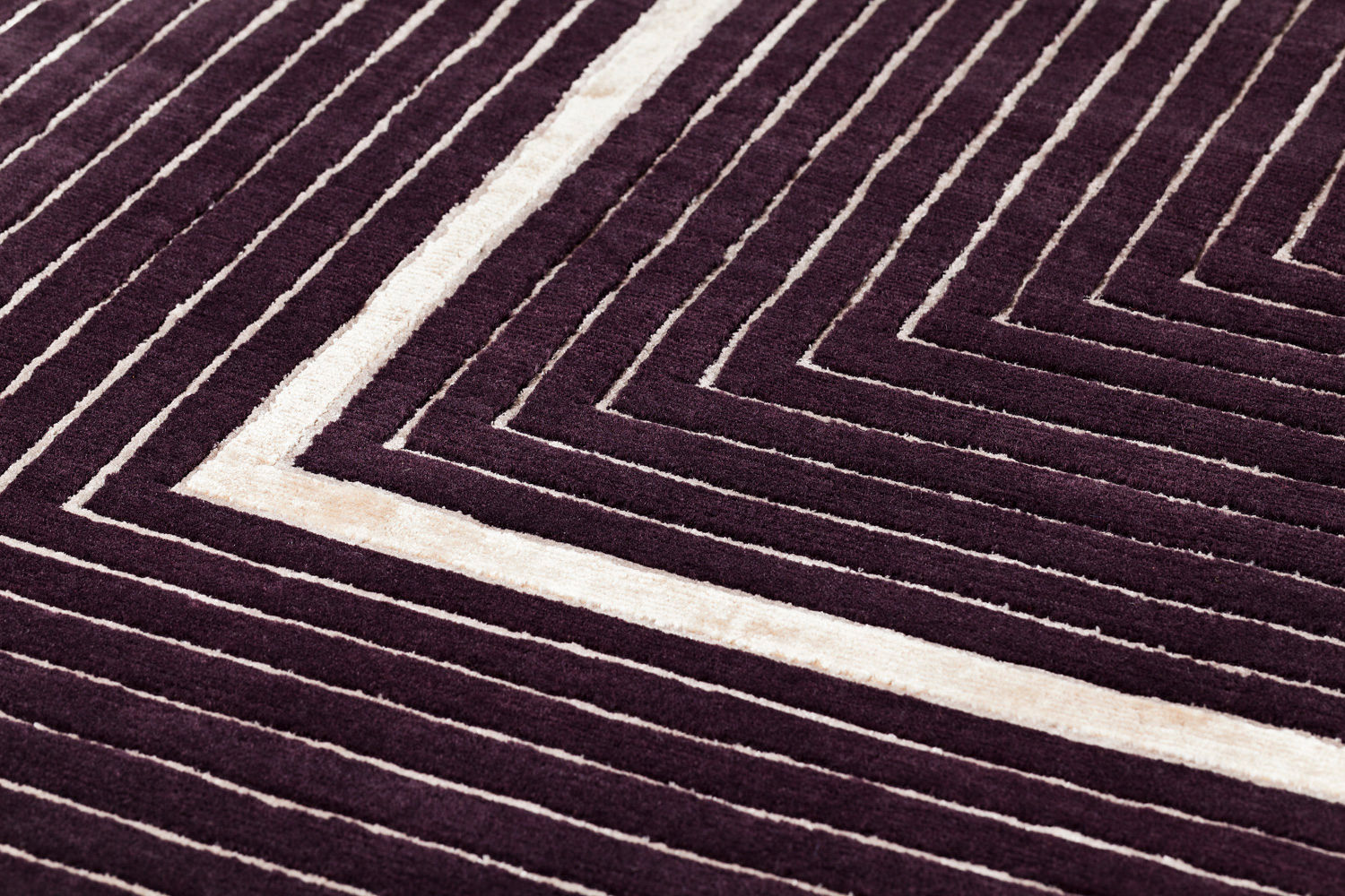 Tapis noué à la main cadre violet laine & viscose