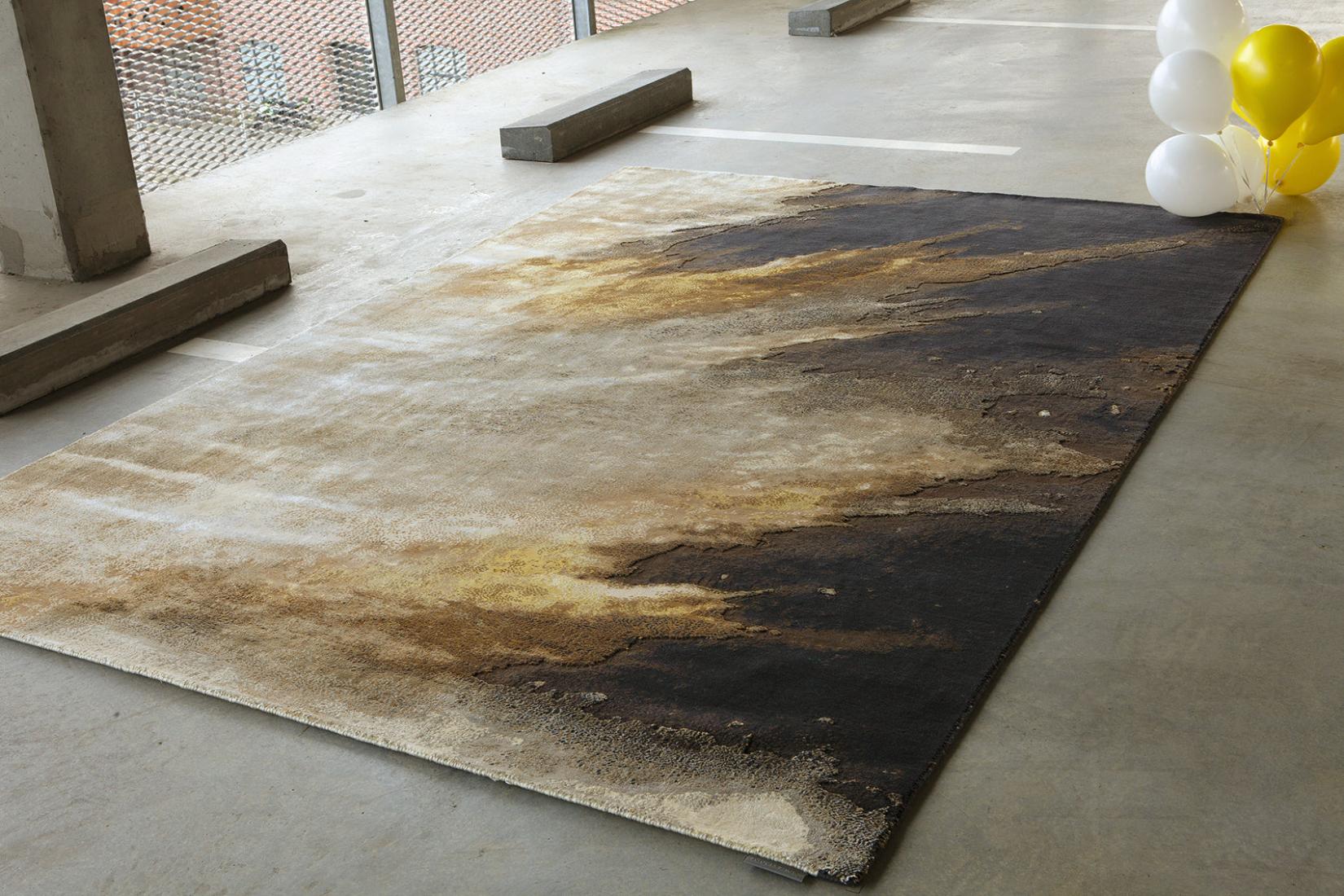 Fire Blazing Tone vloerkleed | Maat: 300 × 400 cm
