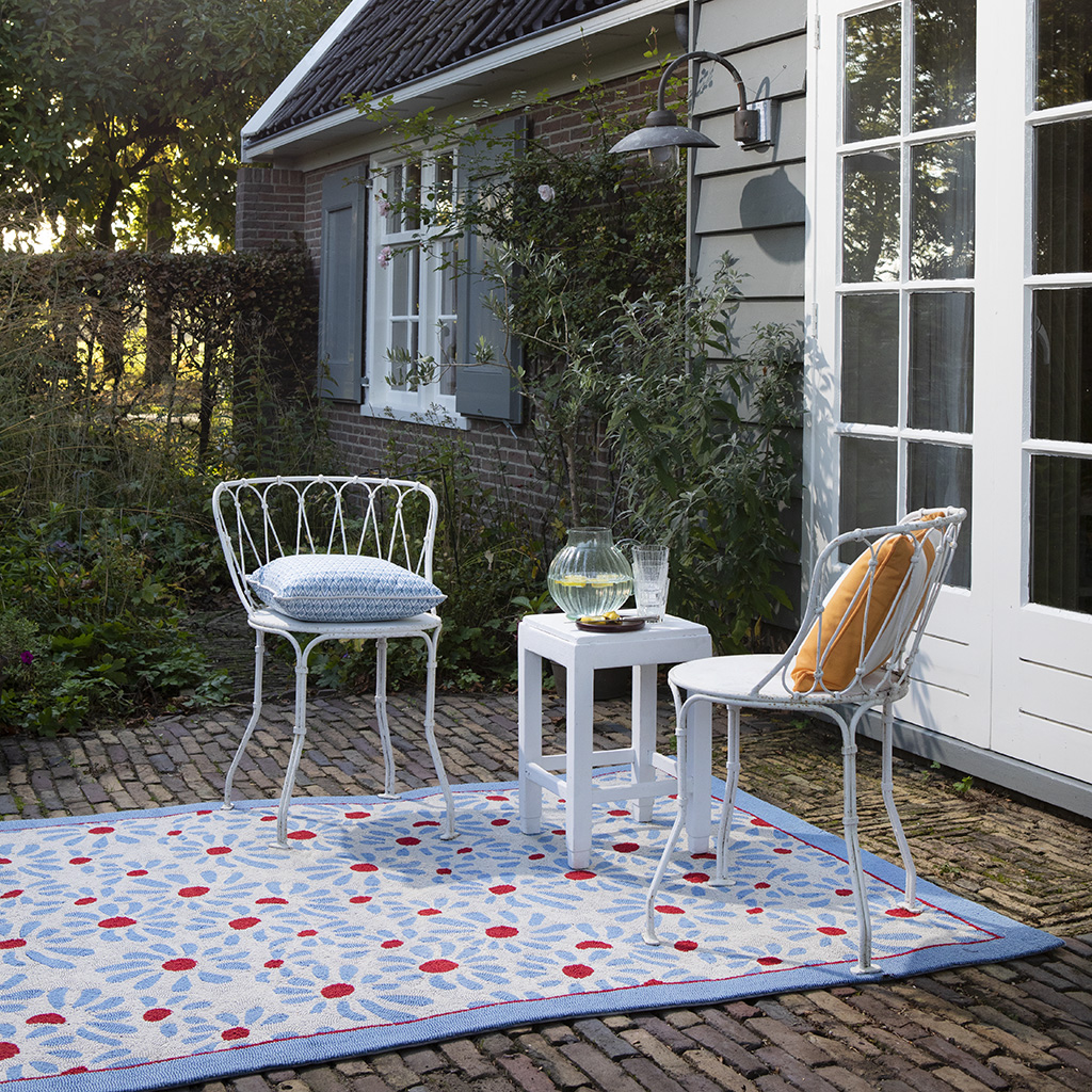 Tapis d’extérieur LA Thorncliff marguerite bleu ciel | Taille: 140 × 200 cm