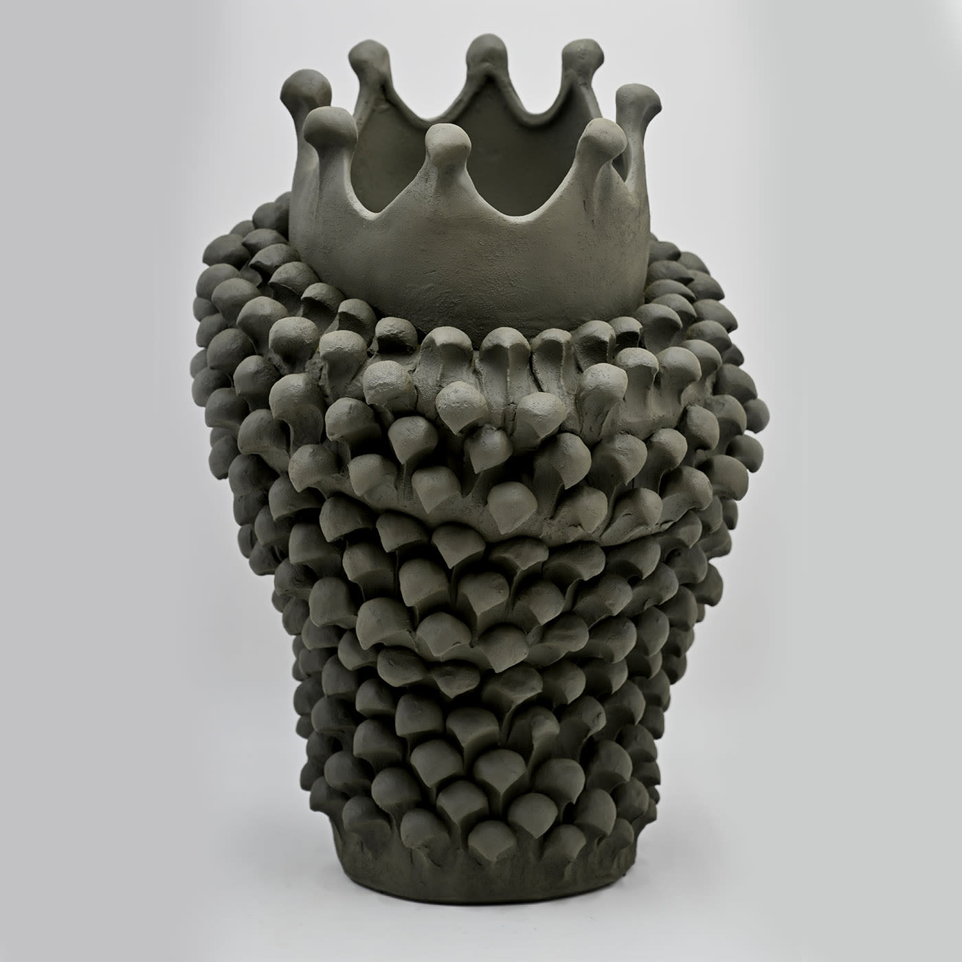 Moorkop grijze sculptuur