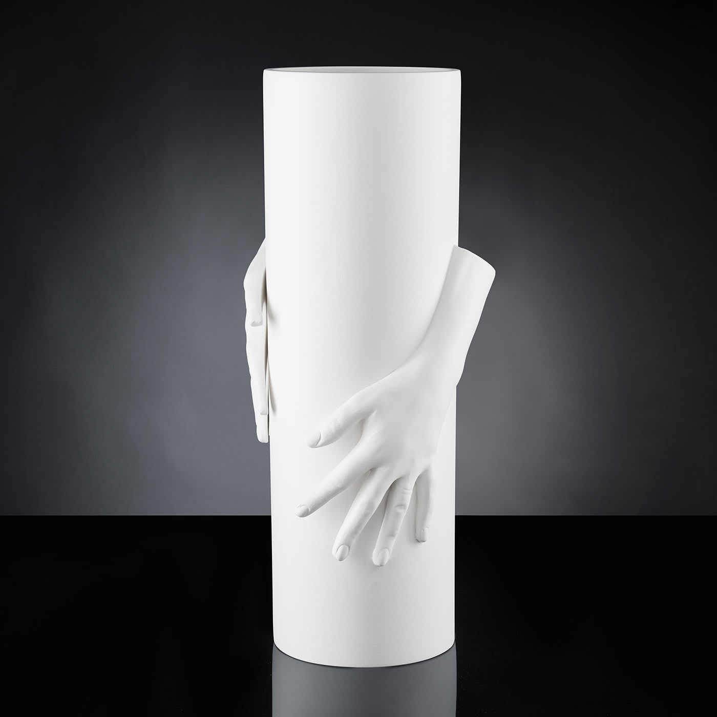 Vase Hands