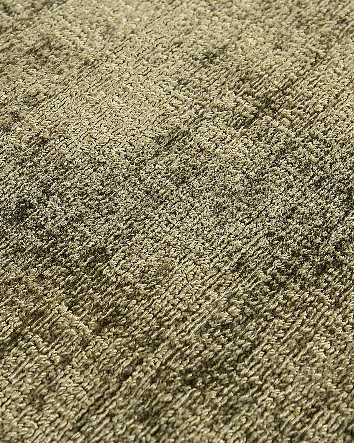 Tapis en soie de banane olive | Taille: 170 × 240 cm