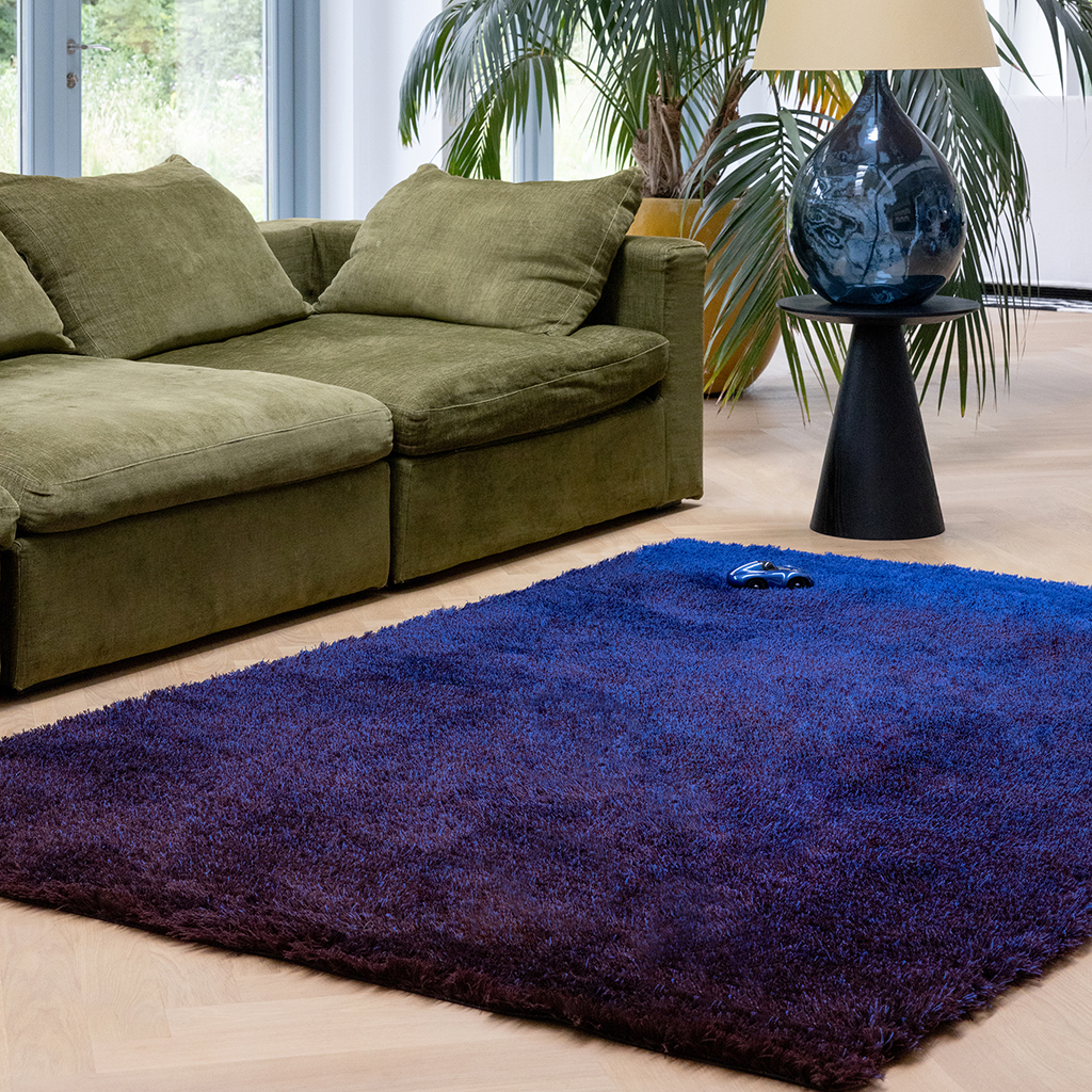 Shade High elektrisch blauw/aubergine vloerkleed | Maat: 170 × 240 cm