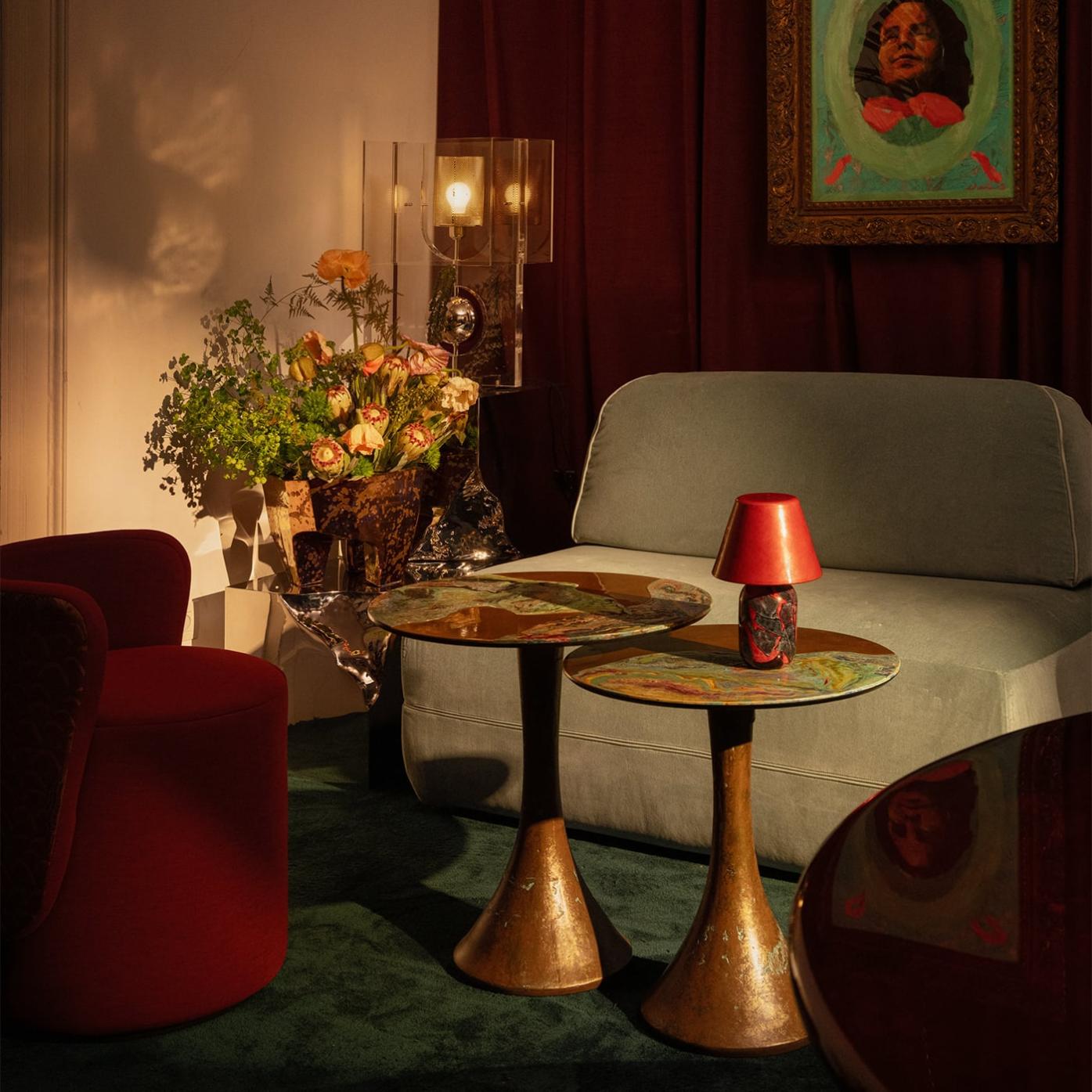 Opera hoge bijzettafel
