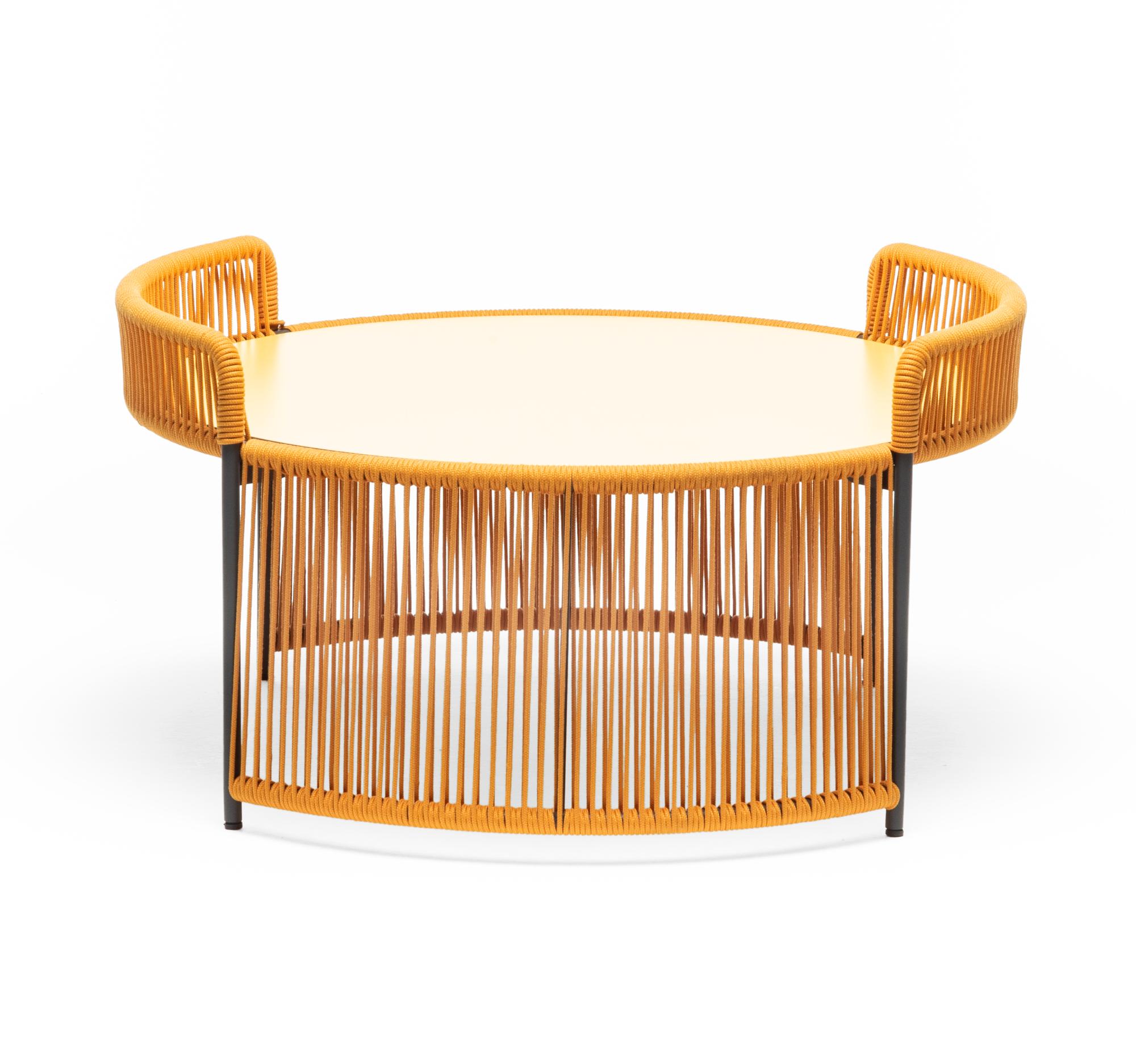 Table basse d'extérieur ronde Altana Jaune