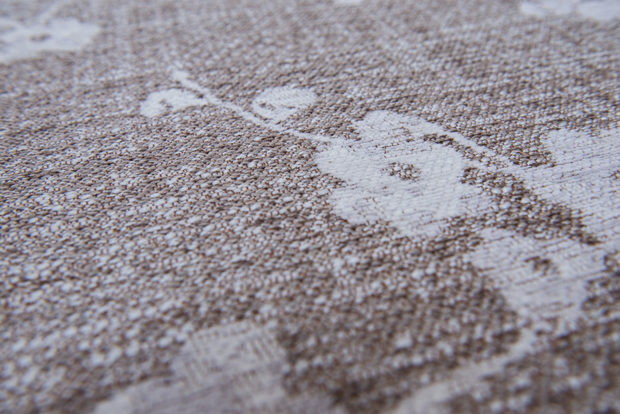 Nassau Red tapijt | Maat: 280 × 390 cm