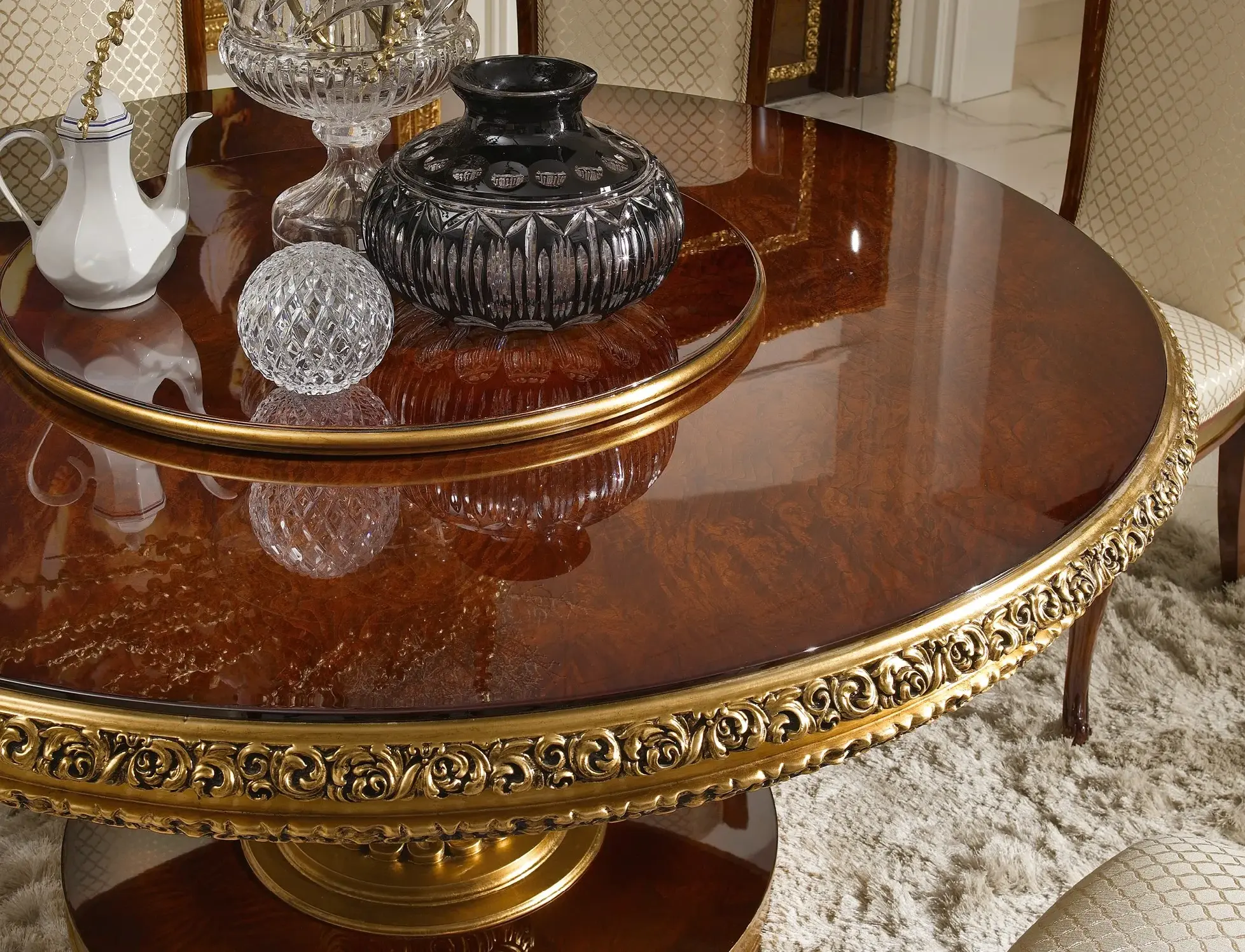 Italiaanse klassieke ronde eettafel