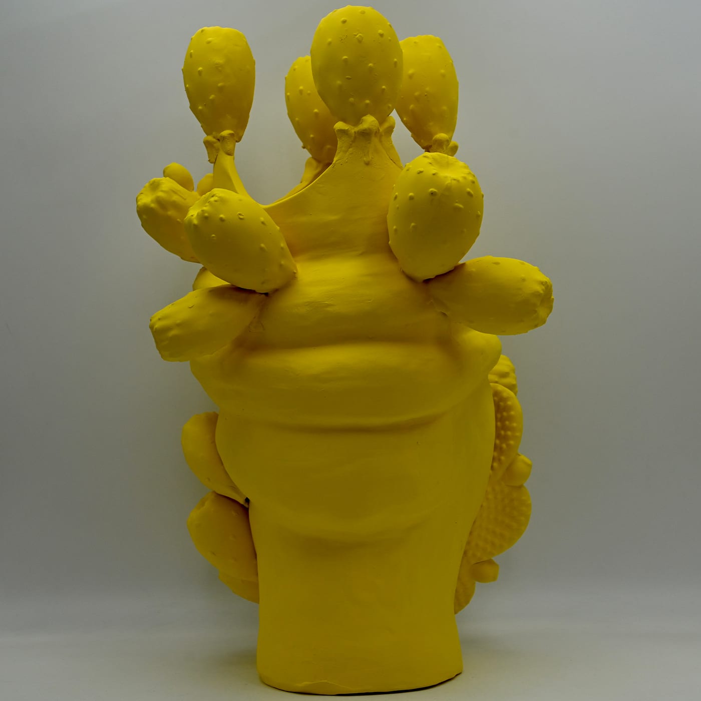 Sculpture artisanale jaune Moorkop