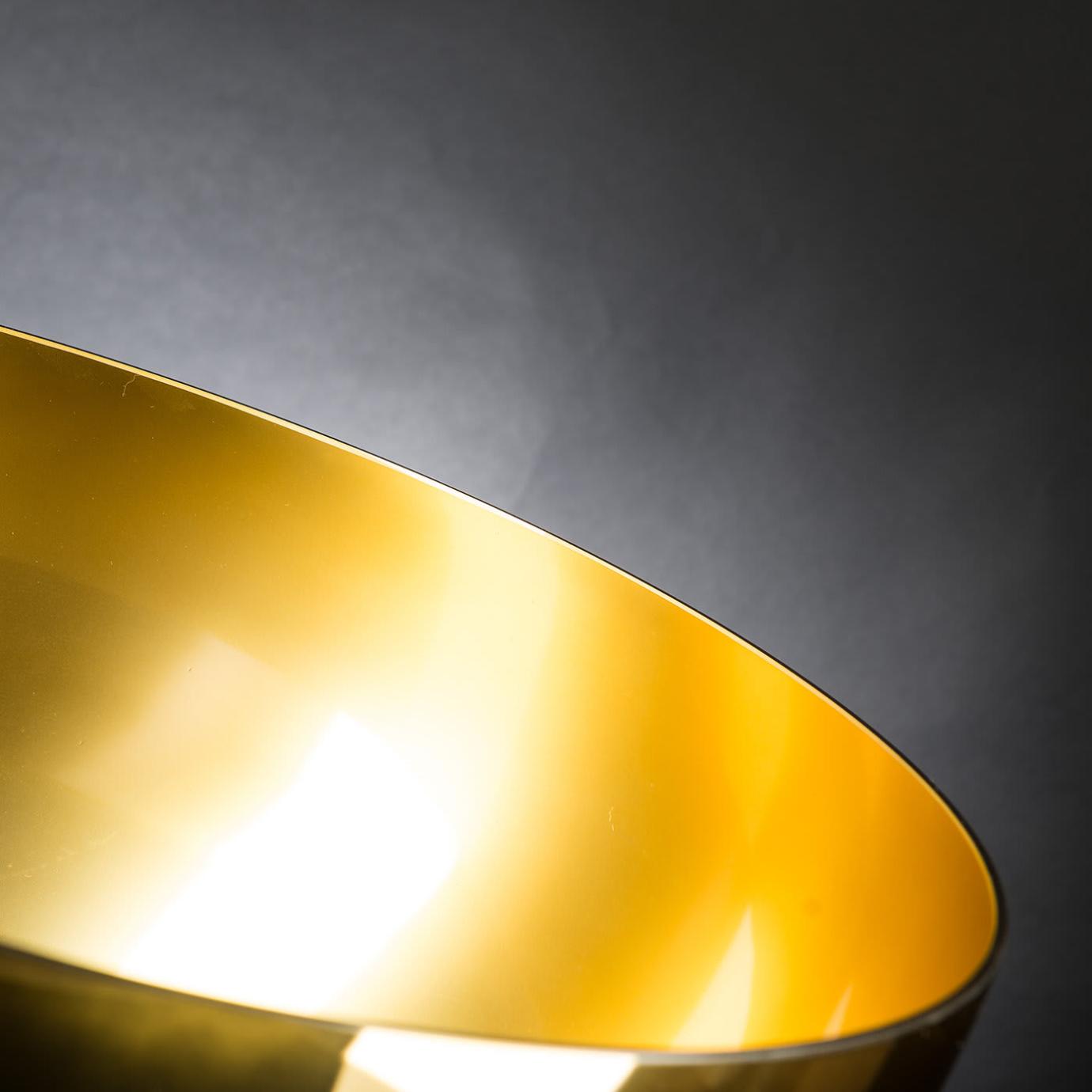 Gouden decoratieve schaal