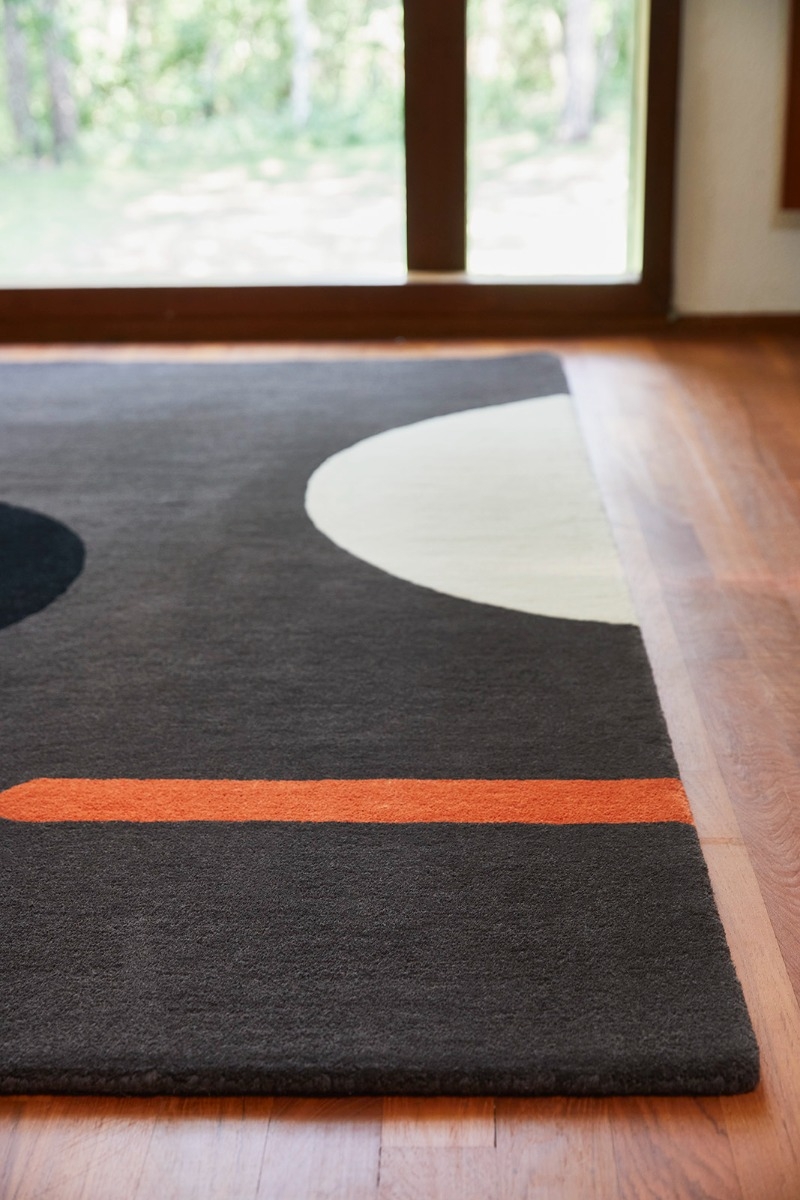 Geo Flower grafiet tapijt | Maat: 250 × 350 cm