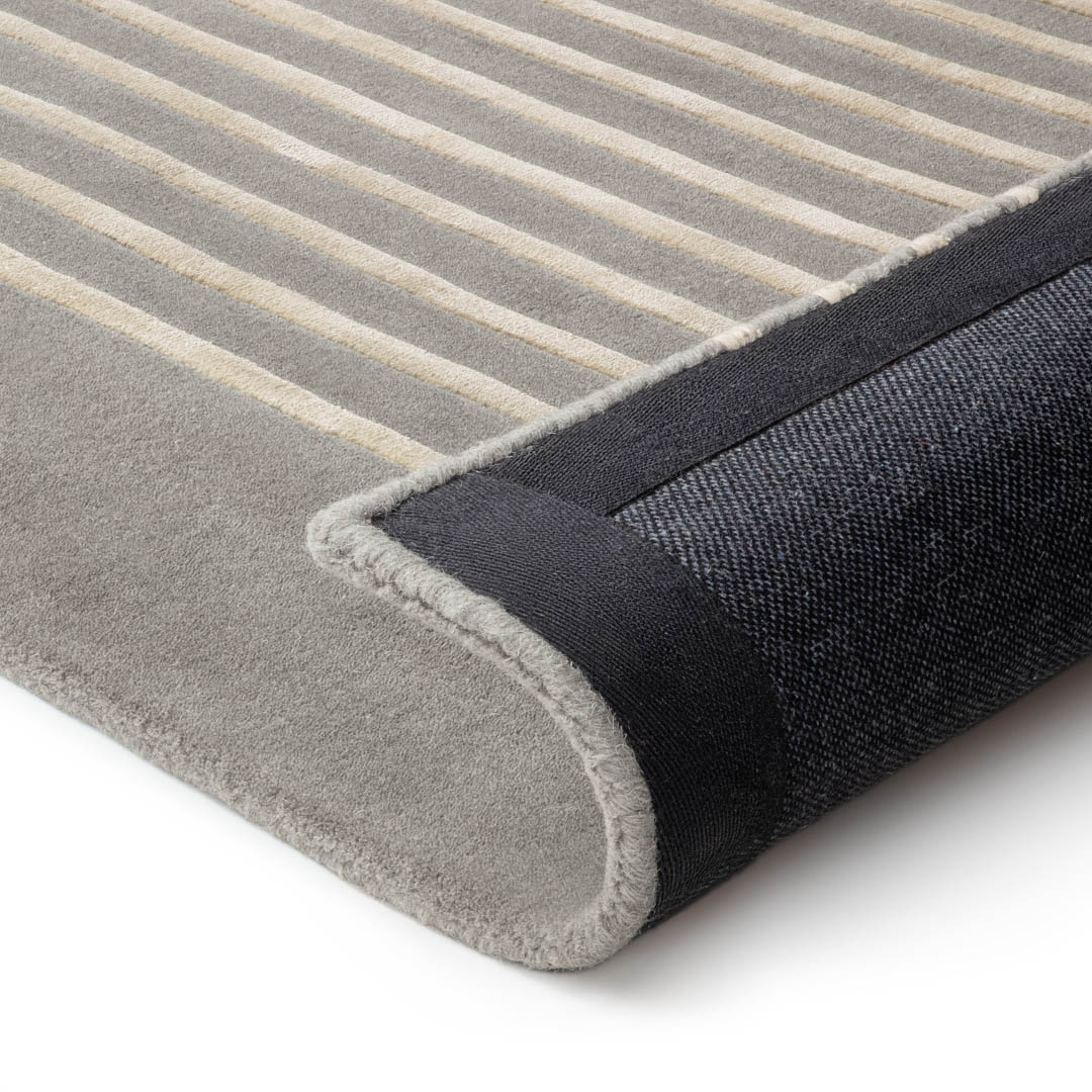 Stripes Iron vloerkleed