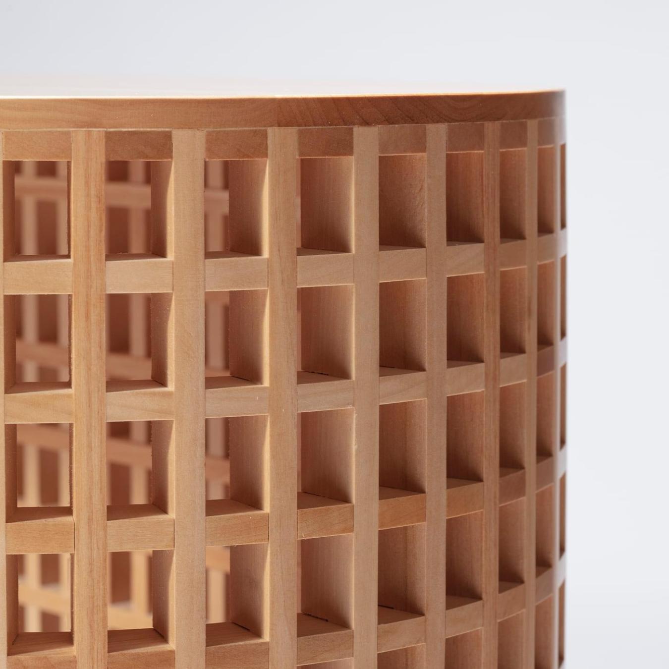 Gestructureerde houten kast
